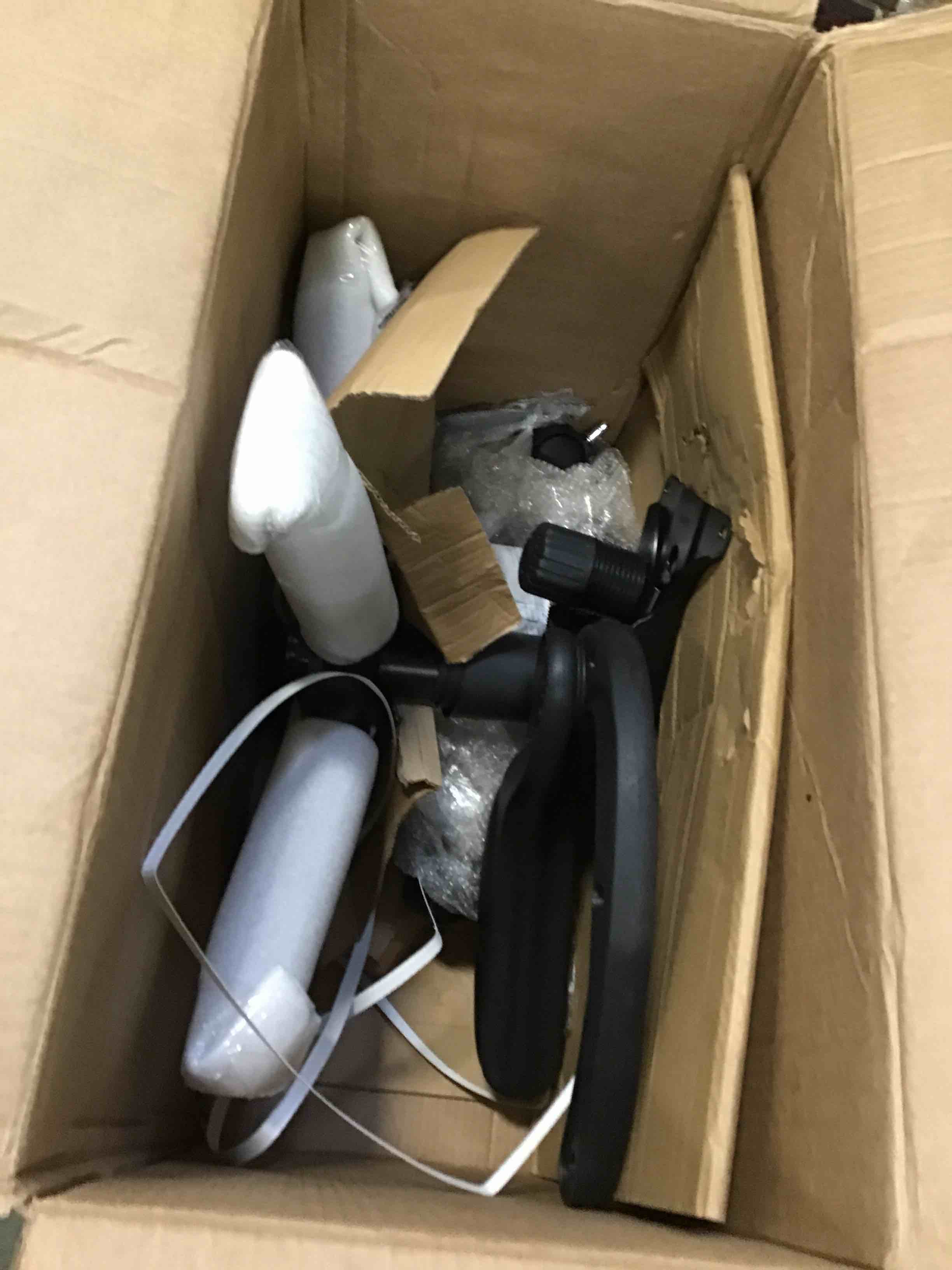https://s3.amazonaws.com/lotting-images-prod/bidfta/ORG5806165_1706629980259.jpeg