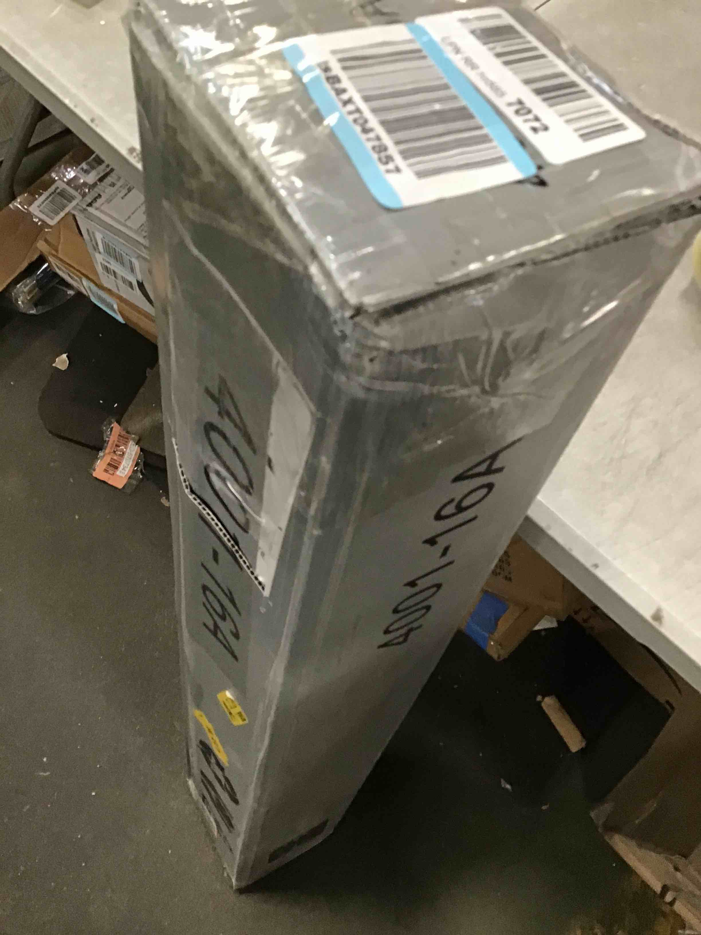 https://s3.amazonaws.com/lotting-images-prod/bidfta/ORG5806448_1706717894810.jpeg