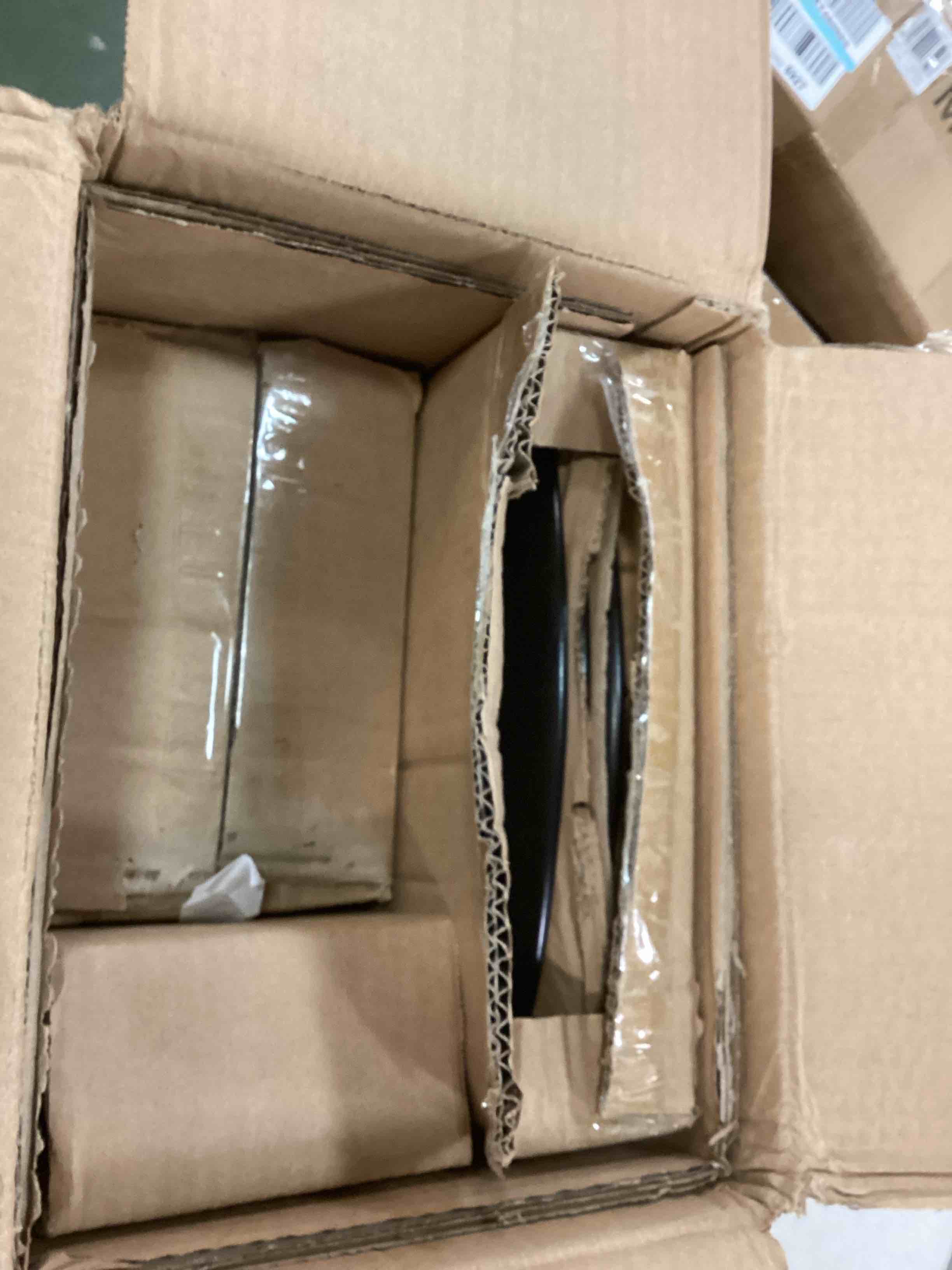 https://s3.amazonaws.com/lotting-images-prod/bidfta/ORG5806792_1706880384686.jpeg