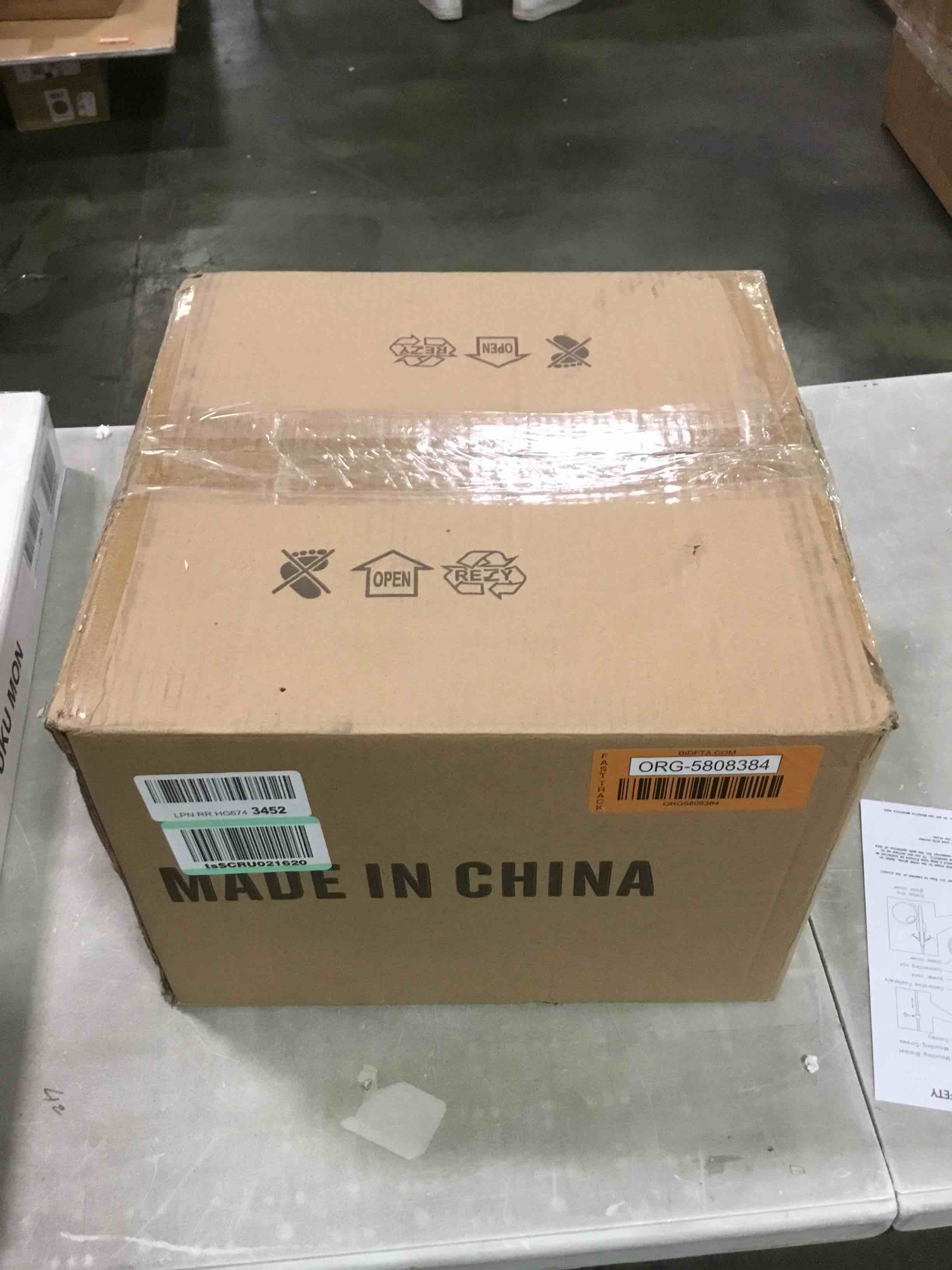 https://s3.amazonaws.com/lotting-images-prod/bidfta/ORG5808384_1709645992073.jpeg
