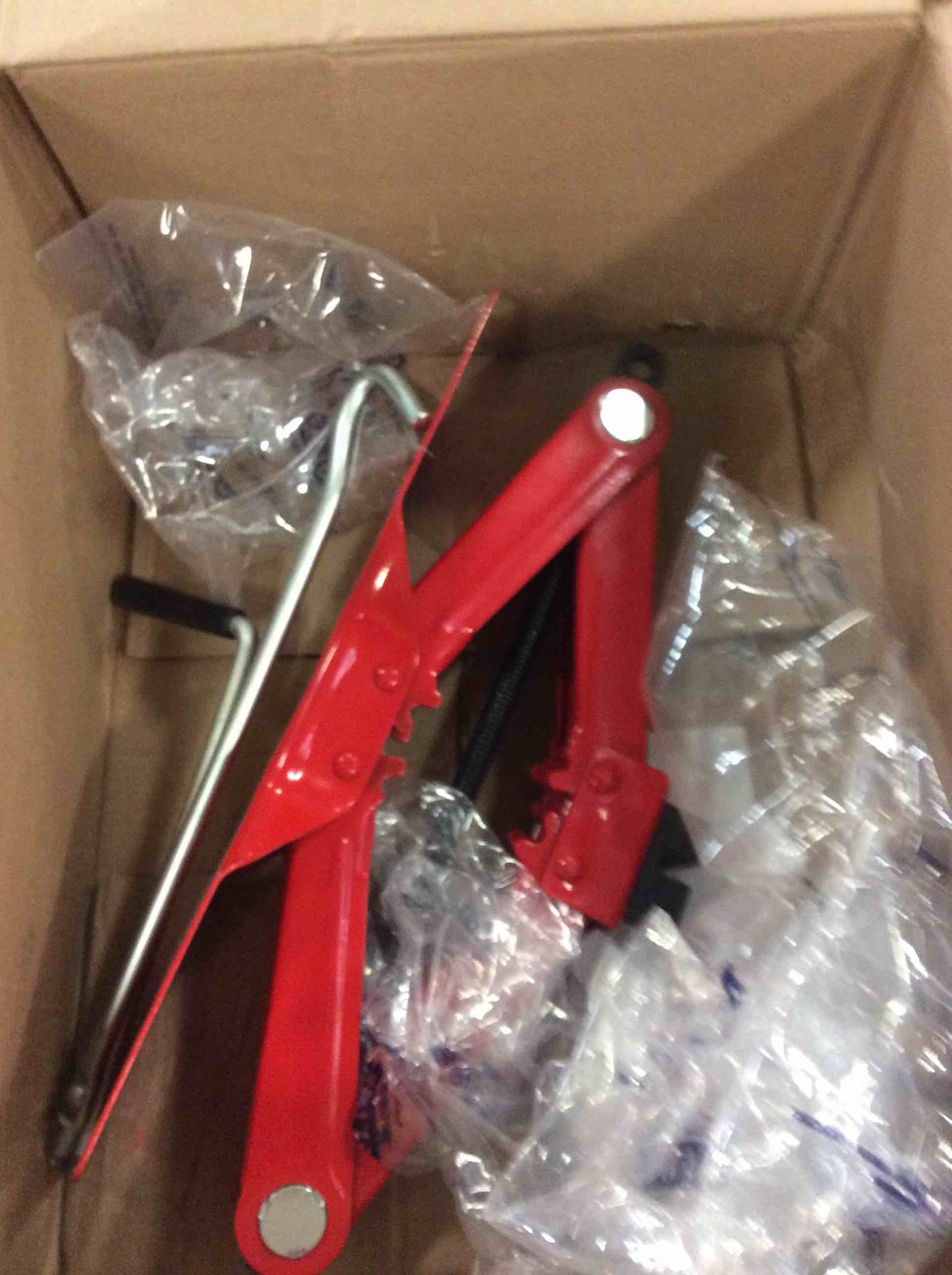 https://s3.amazonaws.com/lotting-images-prod/bidfta/ORG5808560_1706647689878.jpeg