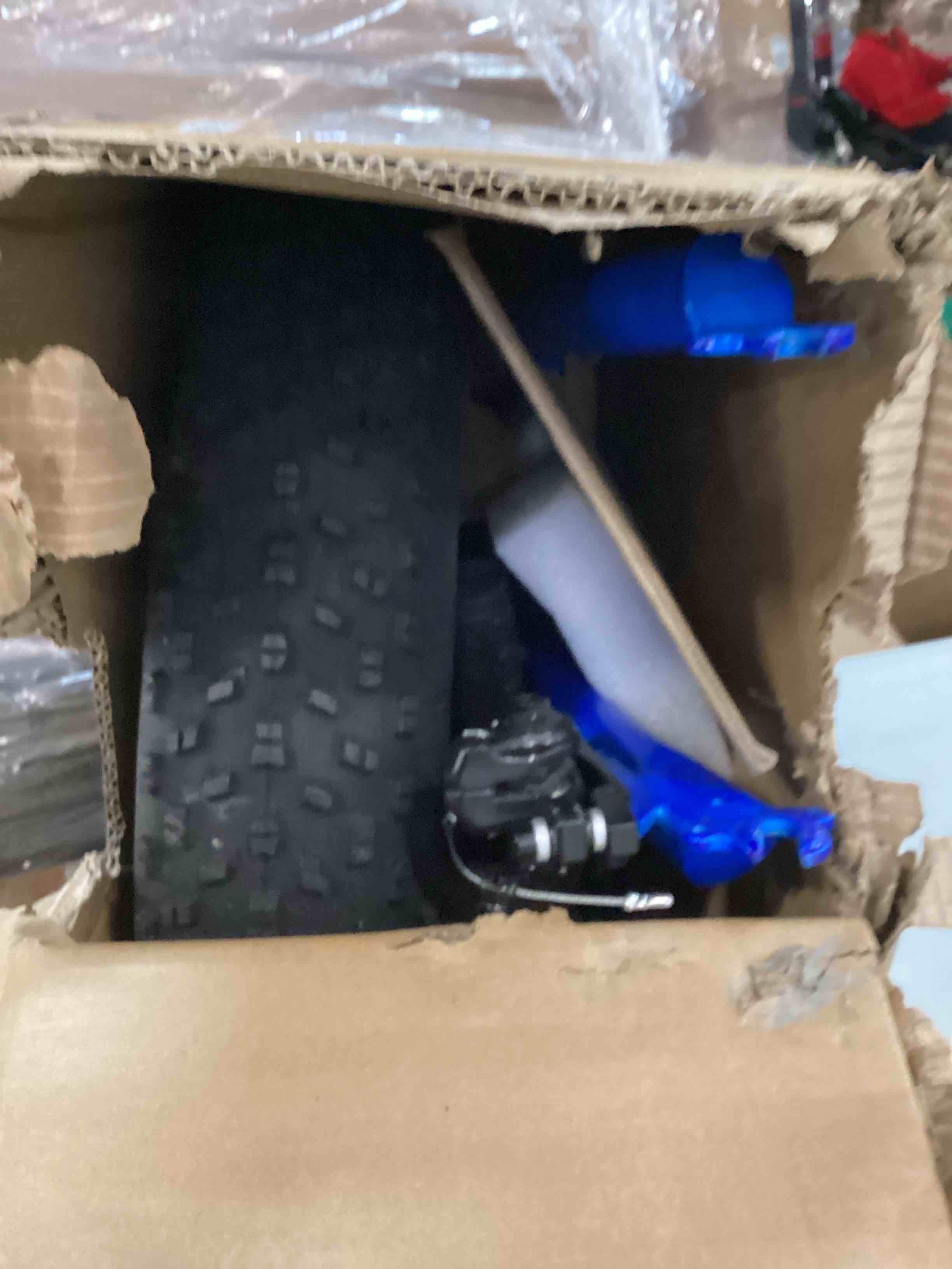 https://s3.amazonaws.com/lotting-images-prod/bidfta/ORG5808579_1706718157736.jpeg