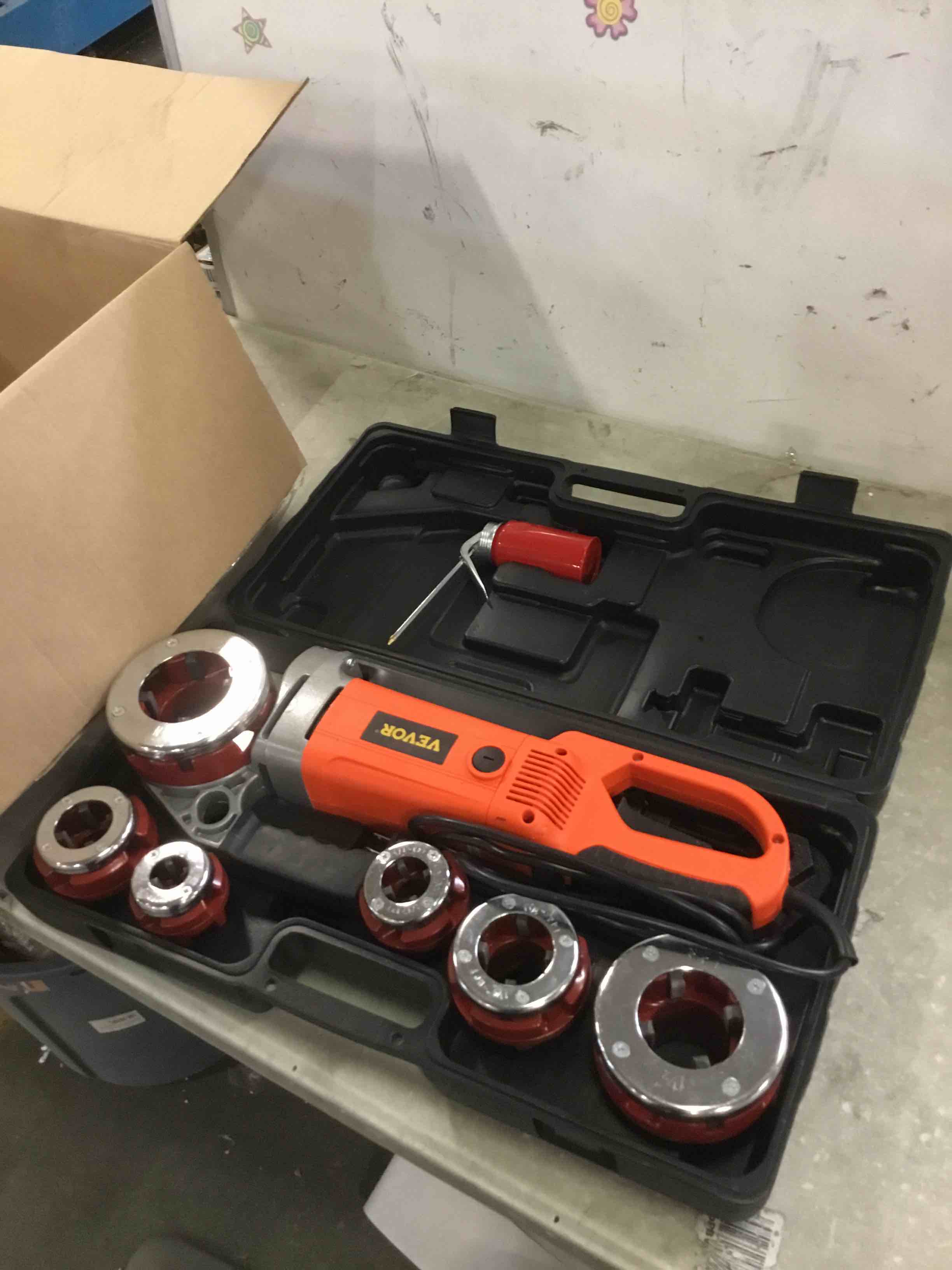 https://s3.amazonaws.com/lotting-images-prod/bidfta/ORG5809151_1707931360187.jpeg