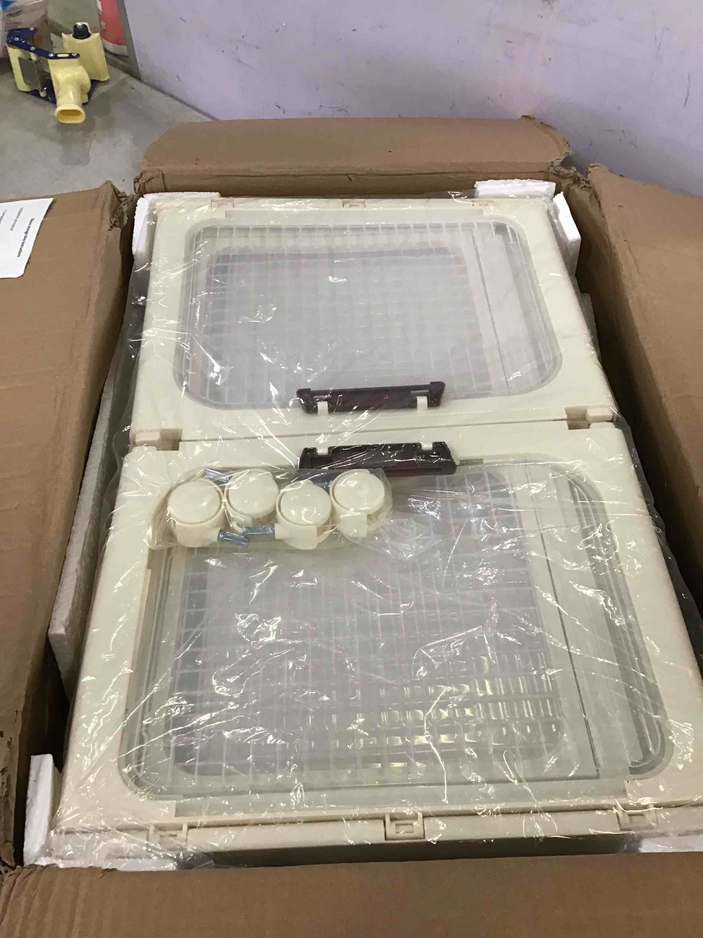 https://s3.amazonaws.com/lotting-images-prod/bidfta/ORG5809266_1708007199656.jpeg