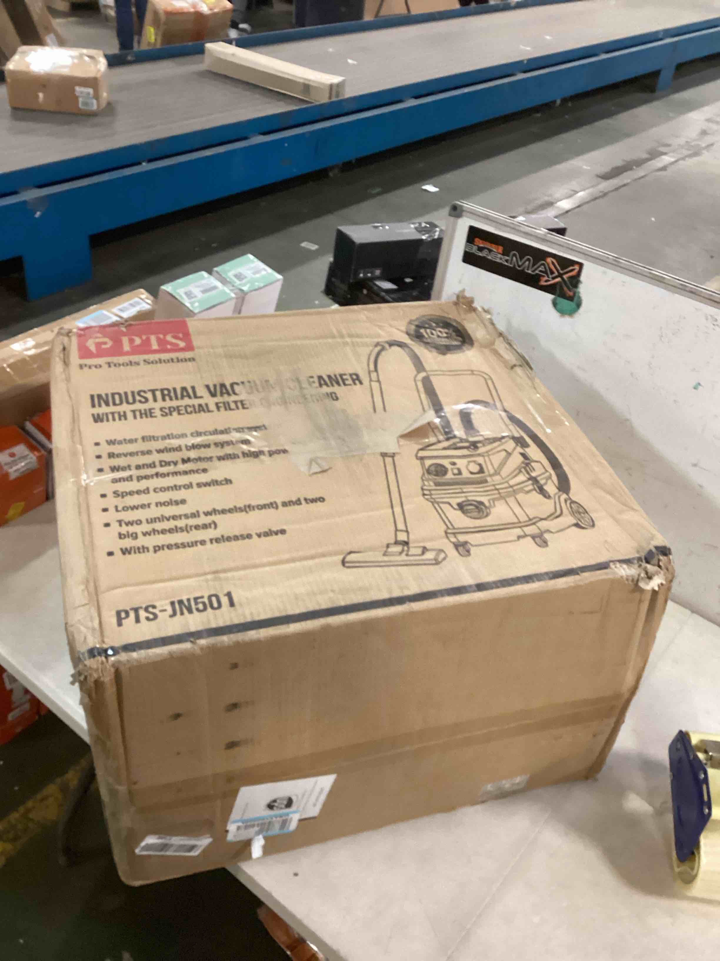 https://s3.amazonaws.com/lotting-images-prod/bidfta/ORG5809516_1708520940350.jpeg