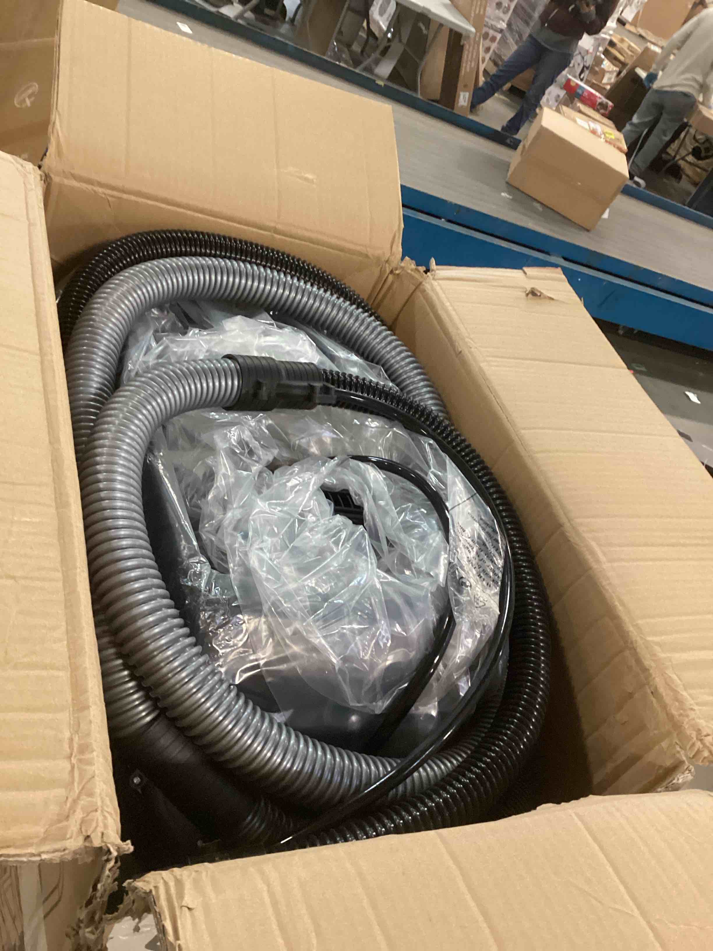 https://s3.amazonaws.com/lotting-images-prod/bidfta/ORG5809516_1708520966763.jpeg