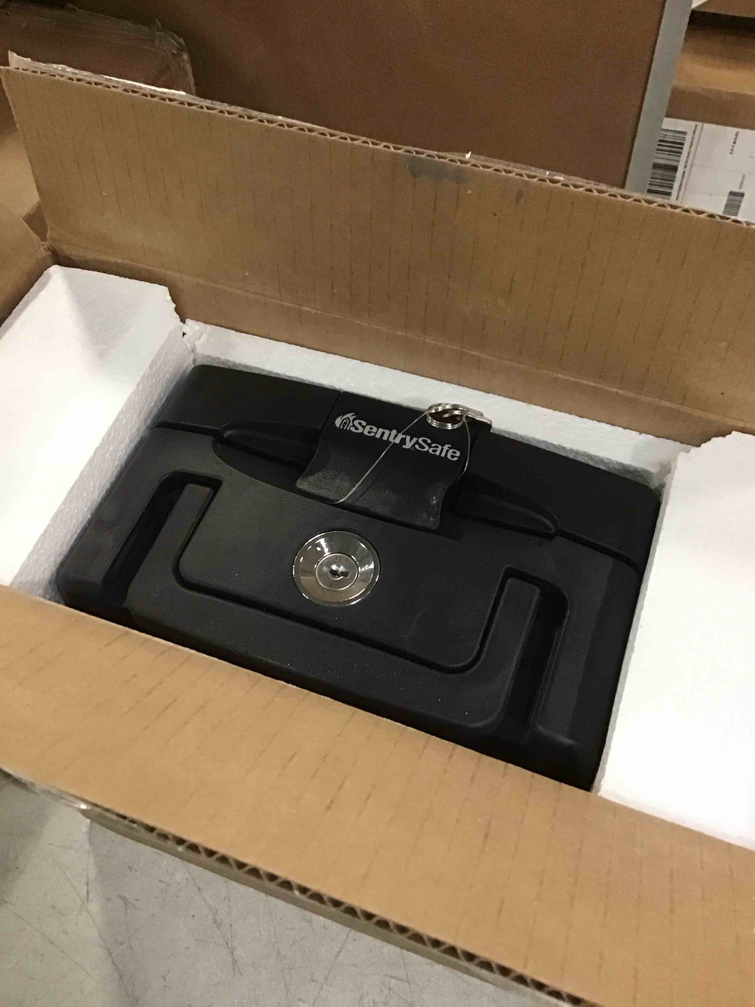 https://s3.amazonaws.com/lotting-images-prod/bidfta/ORG5809935_1708694683082.jpeg