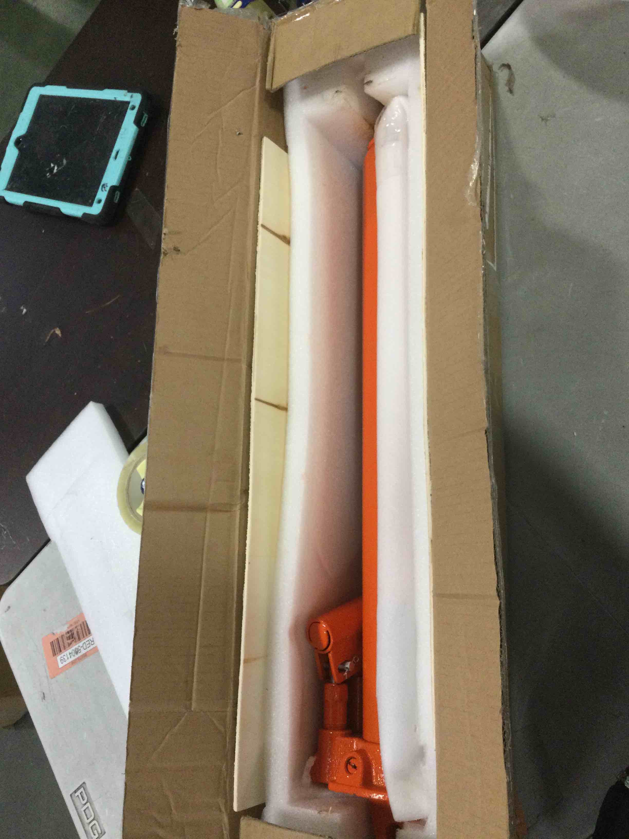 https://s3.amazonaws.com/lotting-images-prod/bidfta/ORG5810198_1706643733015.jpeg