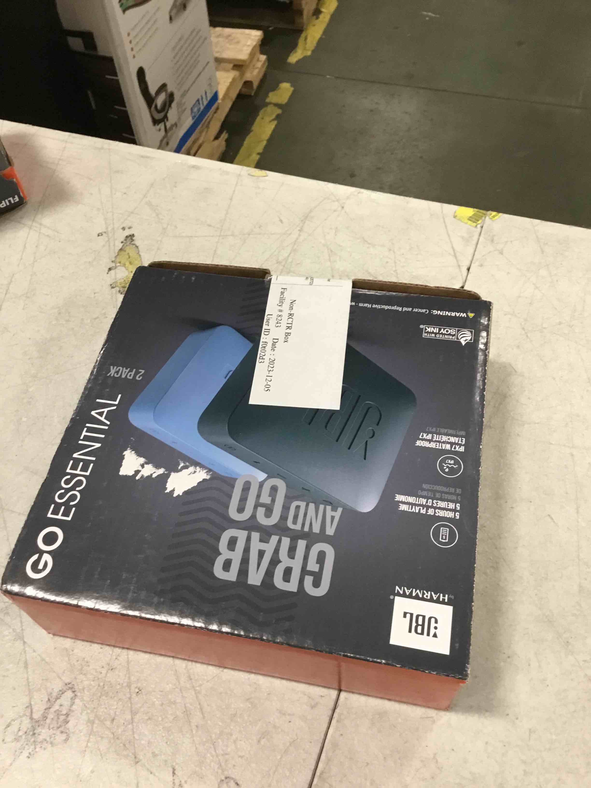 https://s3.amazonaws.com/lotting-images-prod/bidfta/ORG5810804_1707227827855.jpeg