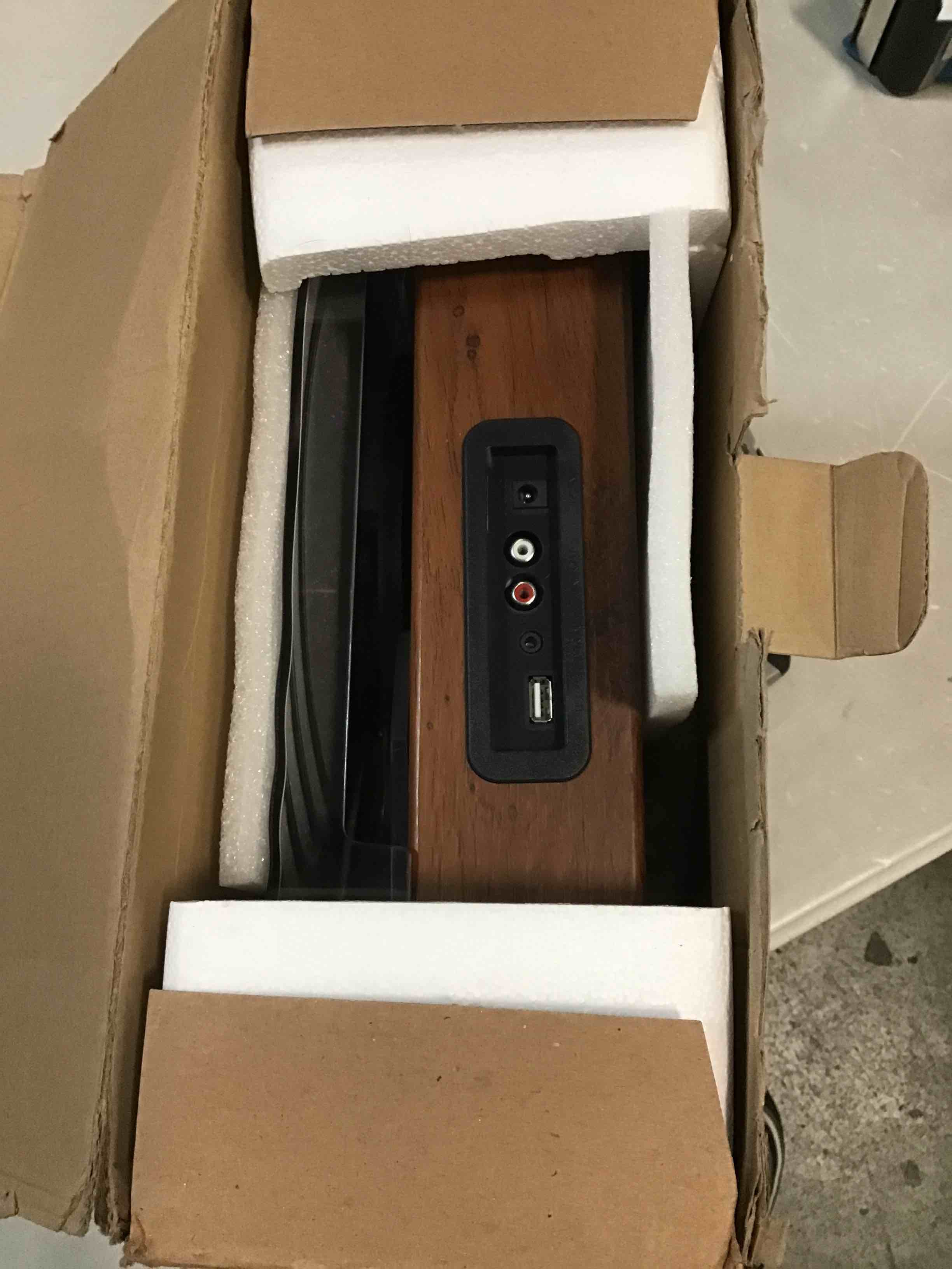 https://s3.amazonaws.com/lotting-images-prod/bidfta/ORG5813082_1706639469850.jpeg