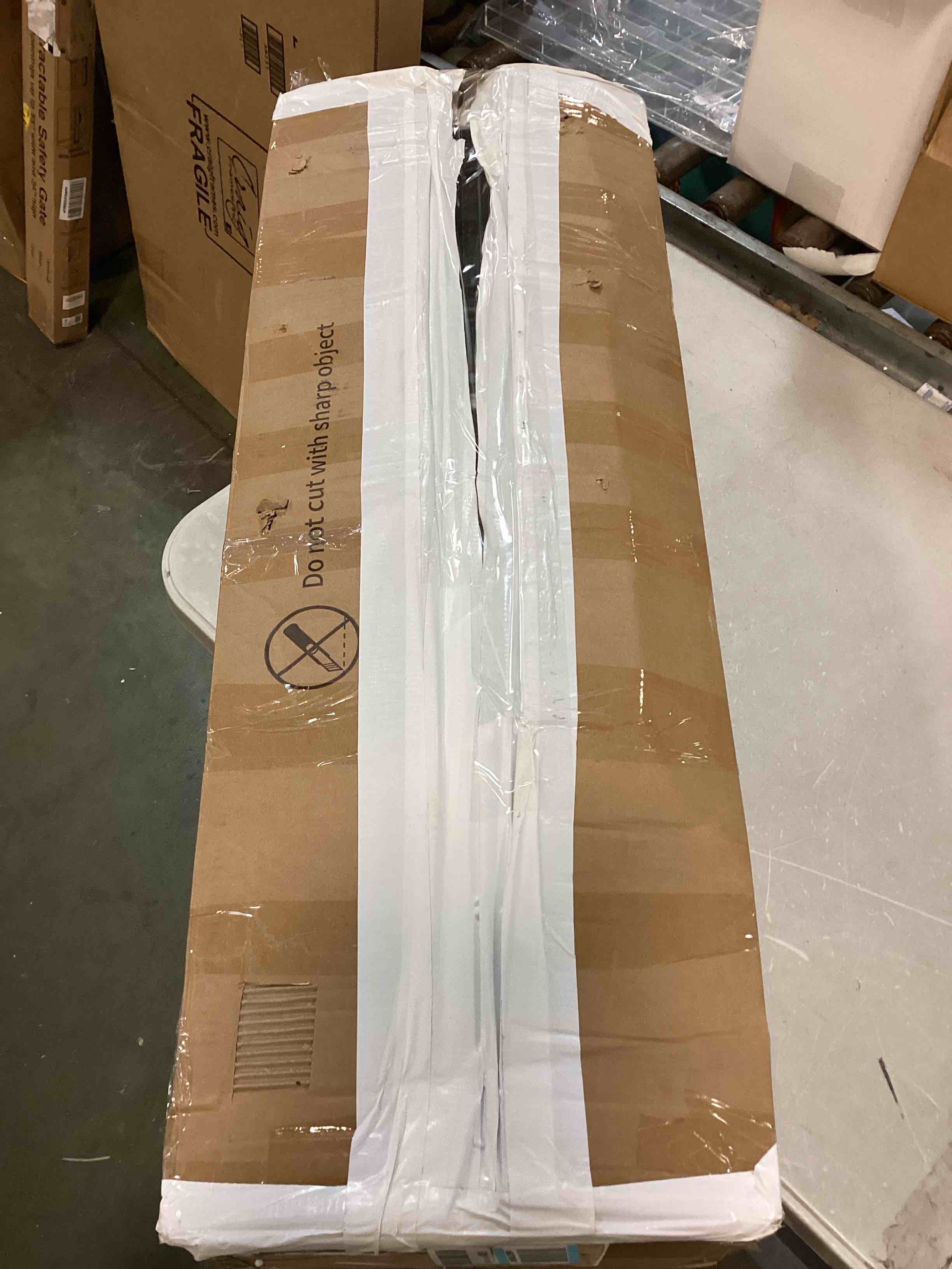 https://s3.amazonaws.com/lotting-images-prod/bidfta/ORG5813202_1706712948898.jpeg