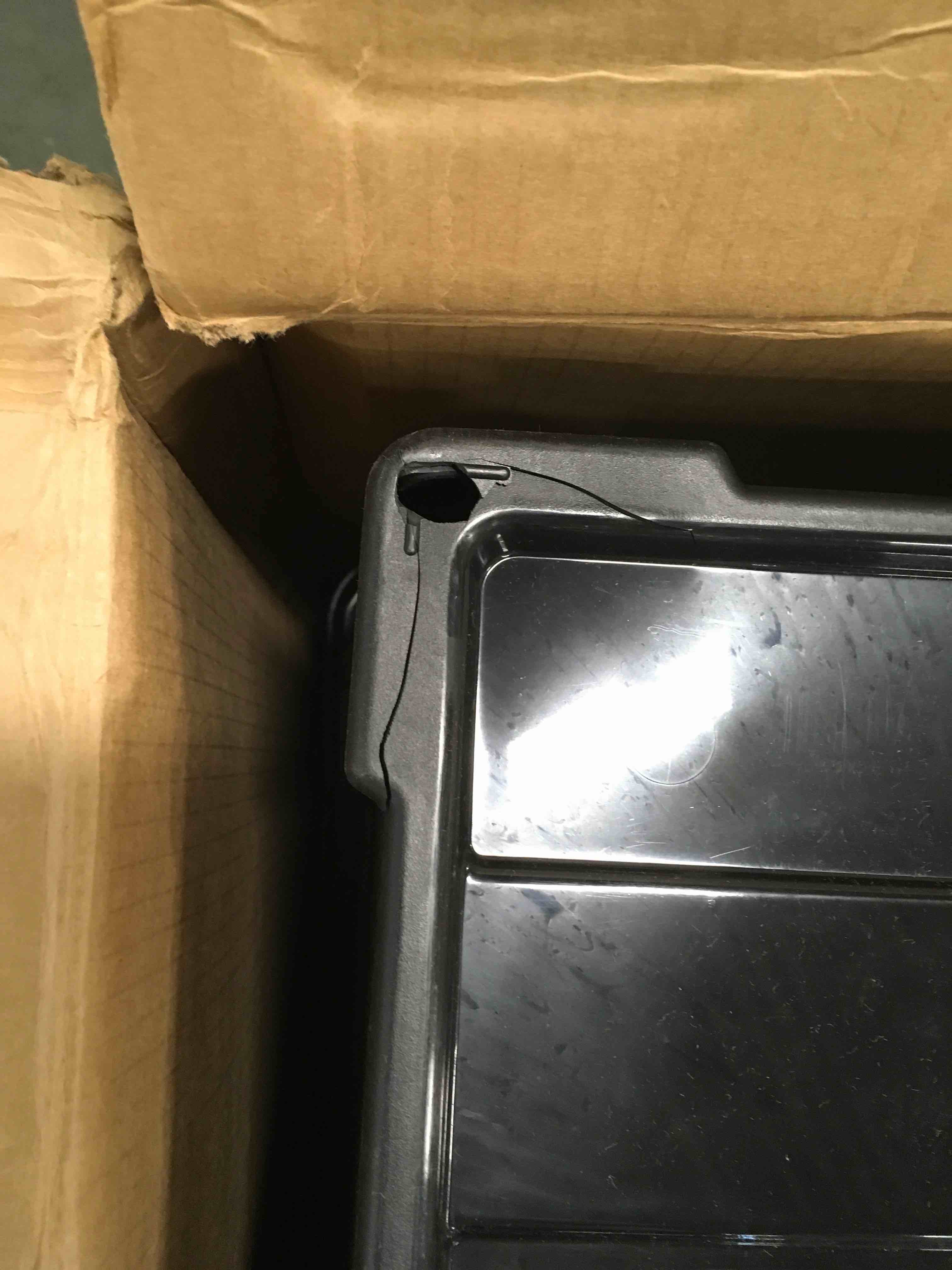 https://s3.amazonaws.com/lotting-images-prod/bidfta/ORG5813676_1707838415607.jpeg