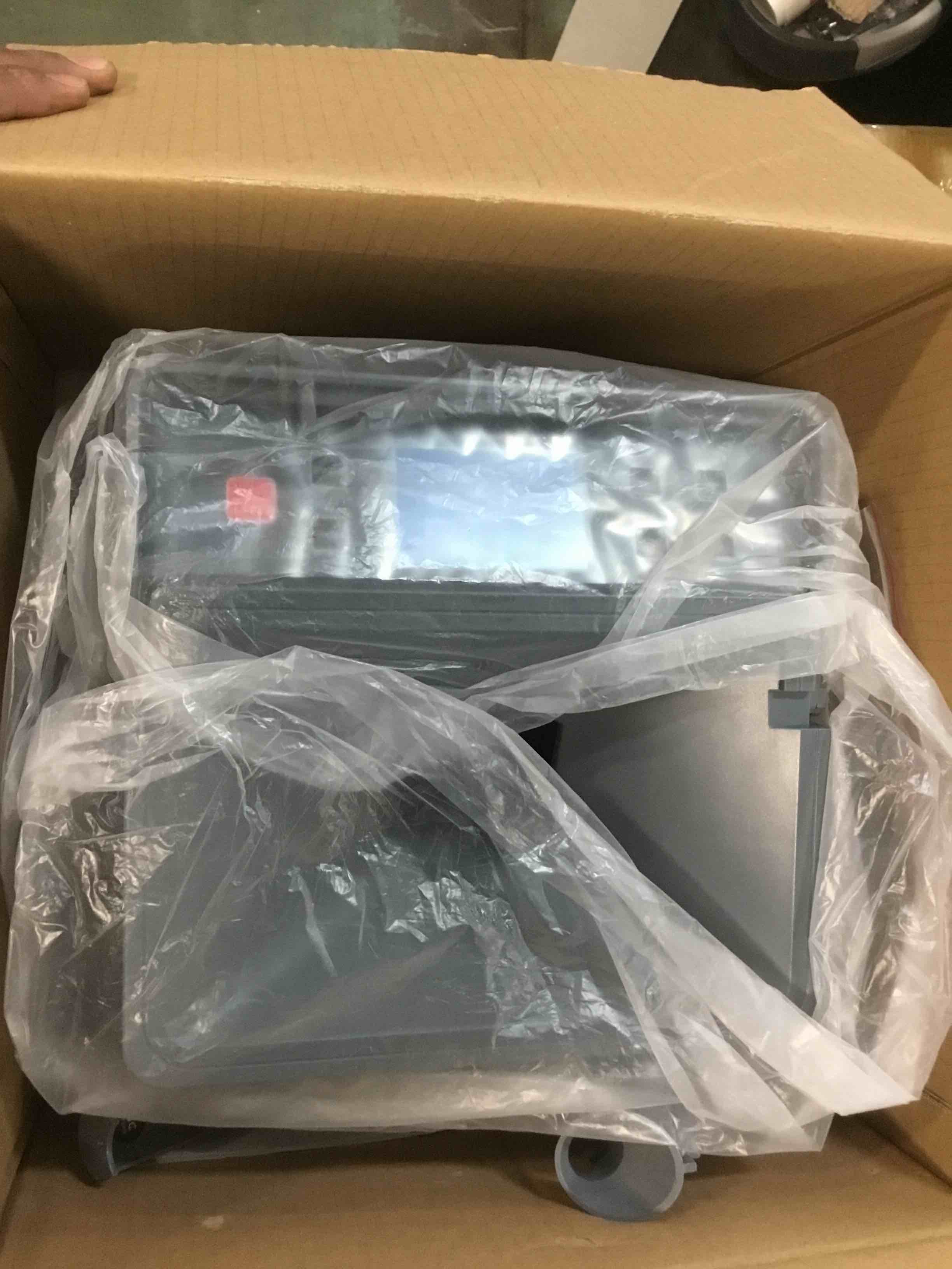 https://s3.amazonaws.com/lotting-images-prod/bidfta/ORG5813869_1707926050974.jpeg