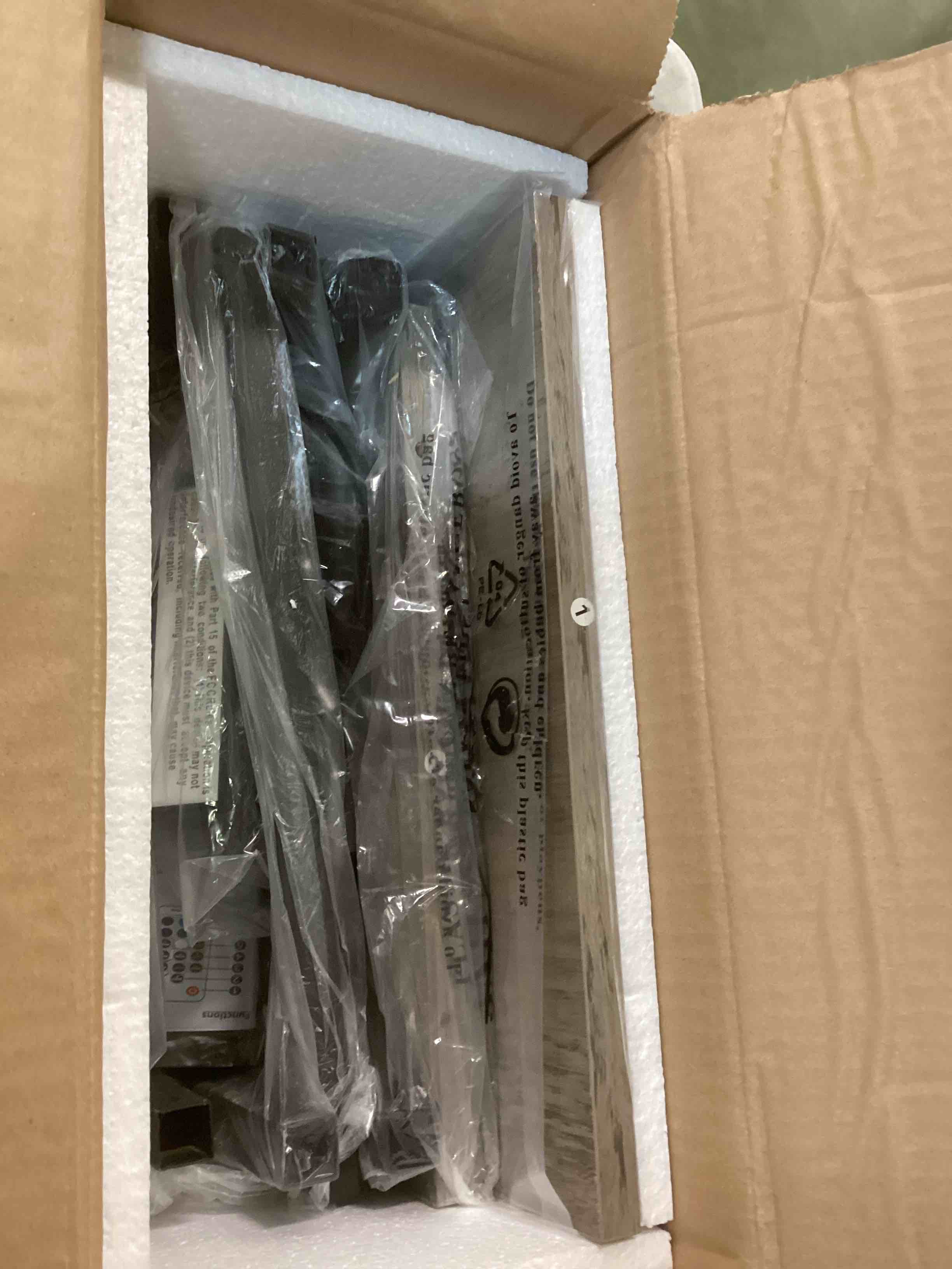 https://s3.amazonaws.com/lotting-images-prod/bidfta/ORG5814908_1706717595235.jpeg