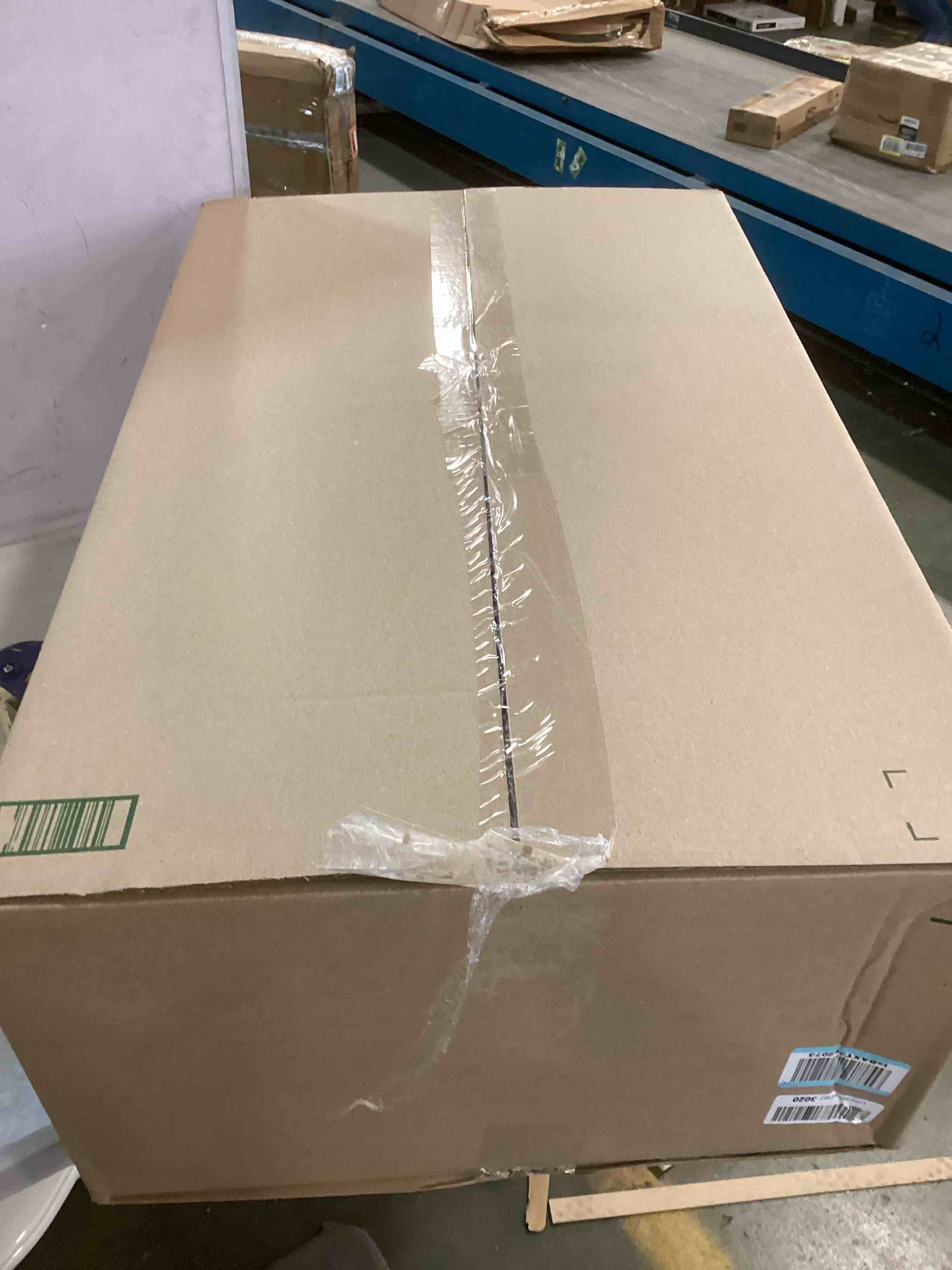 https://s3.amazonaws.com/lotting-images-prod/bidfta/ORG5815146_1706805384363.jpeg