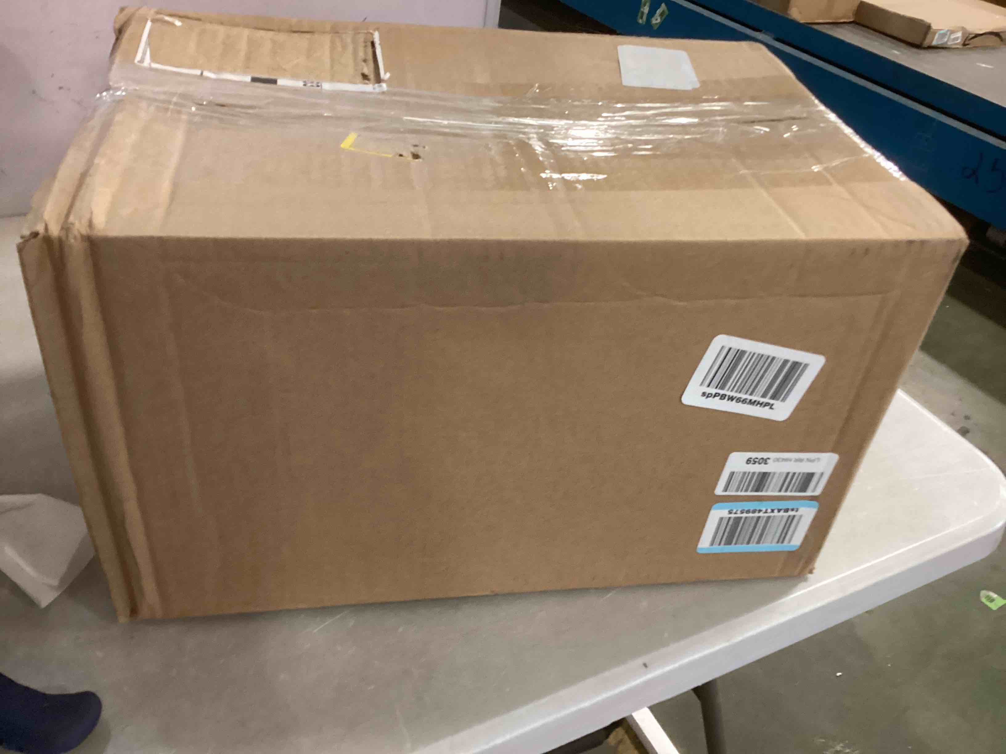 https://s3.amazonaws.com/lotting-images-prod/bidfta/ORG5815222_1706815650702.jpeg