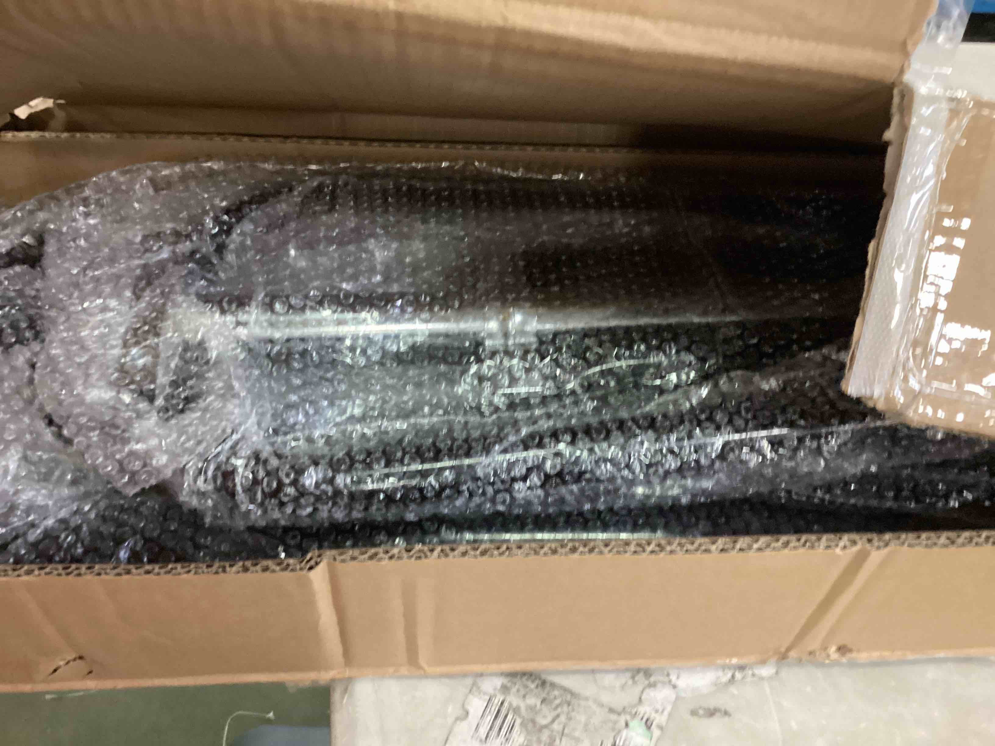https://s3.amazonaws.com/lotting-images-prod/bidfta/ORG5815376_1706887689783.jpeg