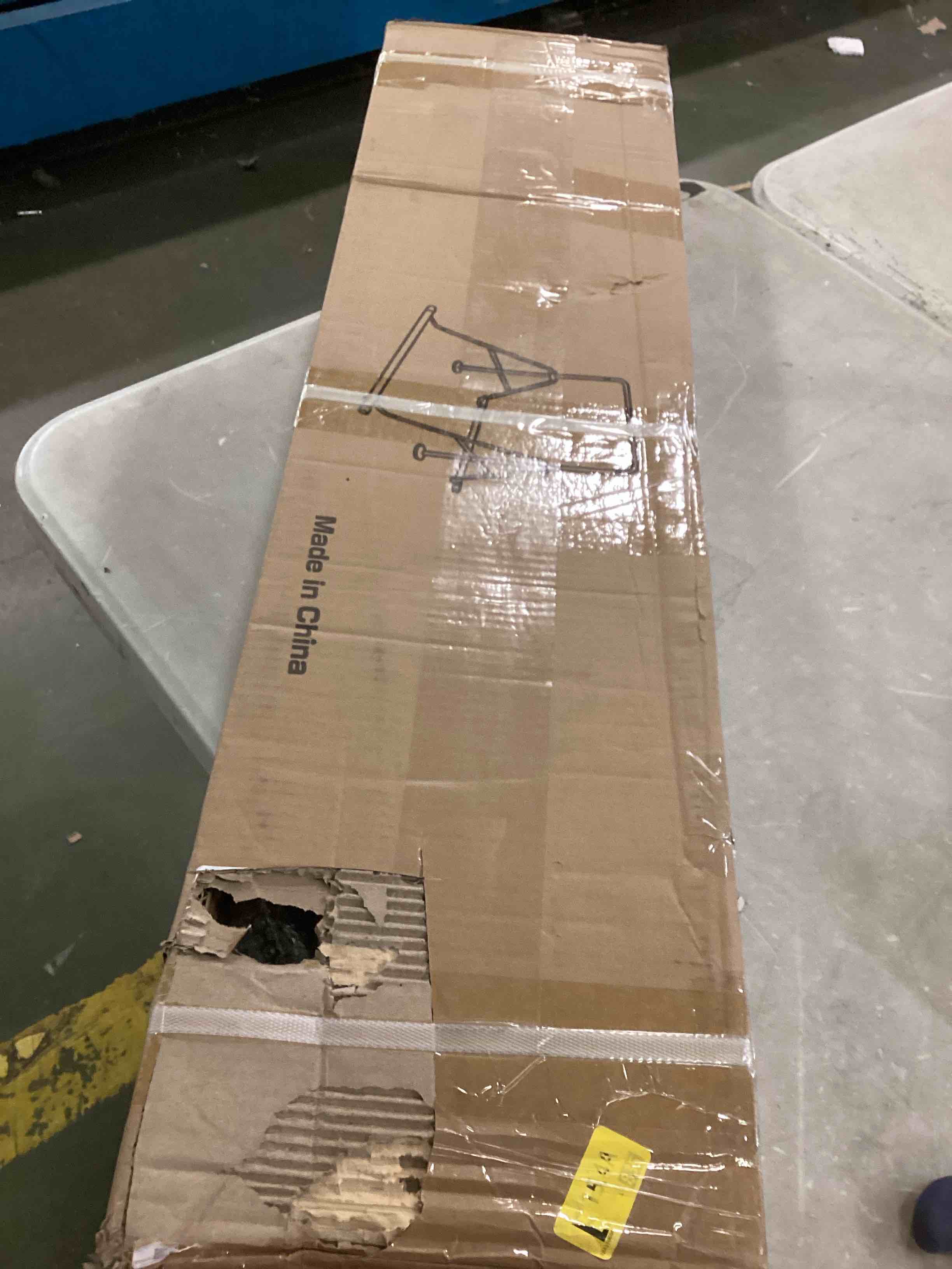 https://s3.amazonaws.com/lotting-images-prod/bidfta/ORG5815376_1706887722104.jpeg