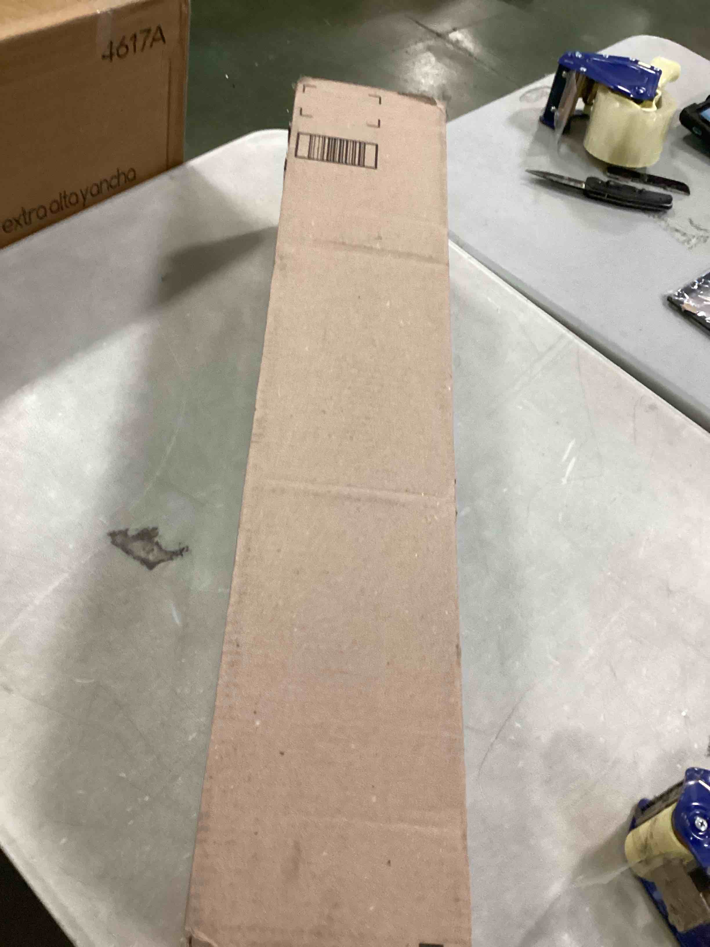 https://s3.amazonaws.com/lotting-images-prod/bidfta/ORG5815784_1707140419373.jpeg