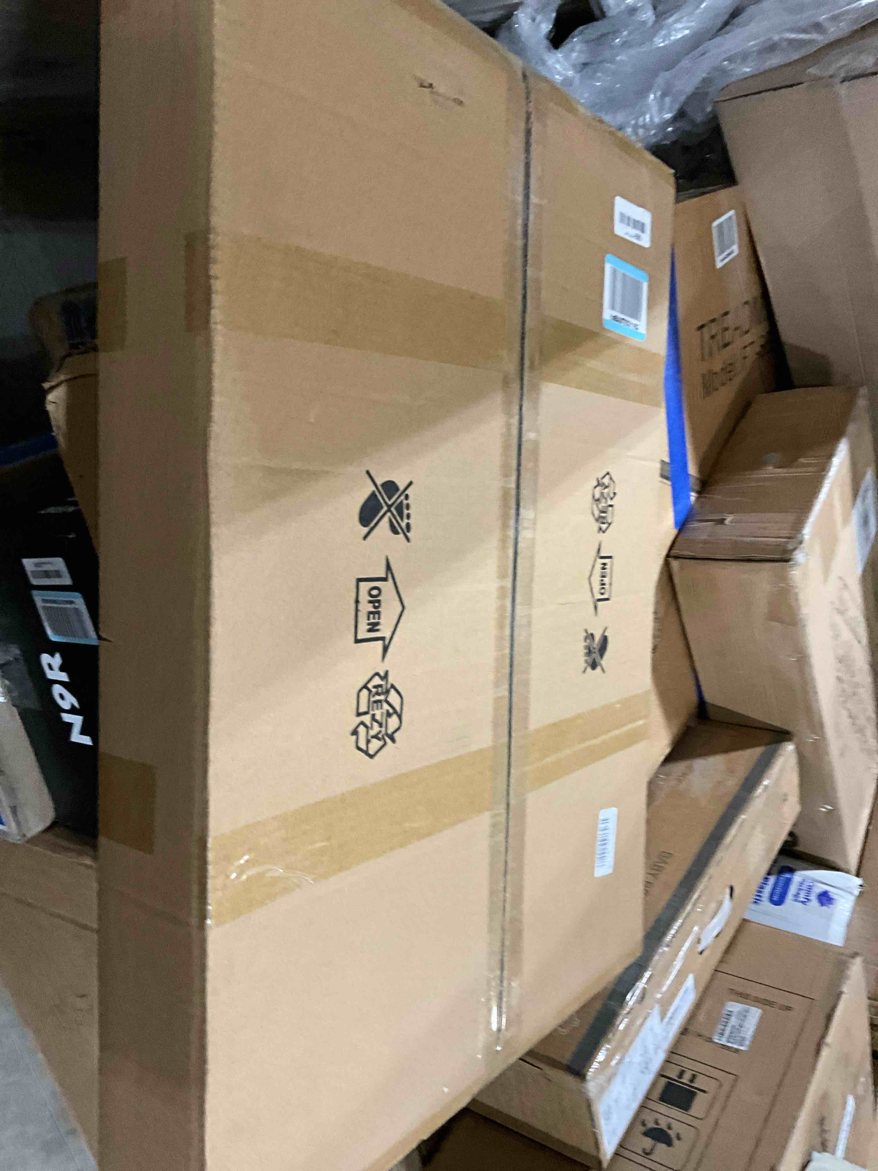 https://s3.amazonaws.com/lotting-images-prod/bidfta/ORG5841733_1735657879782.jpeg
