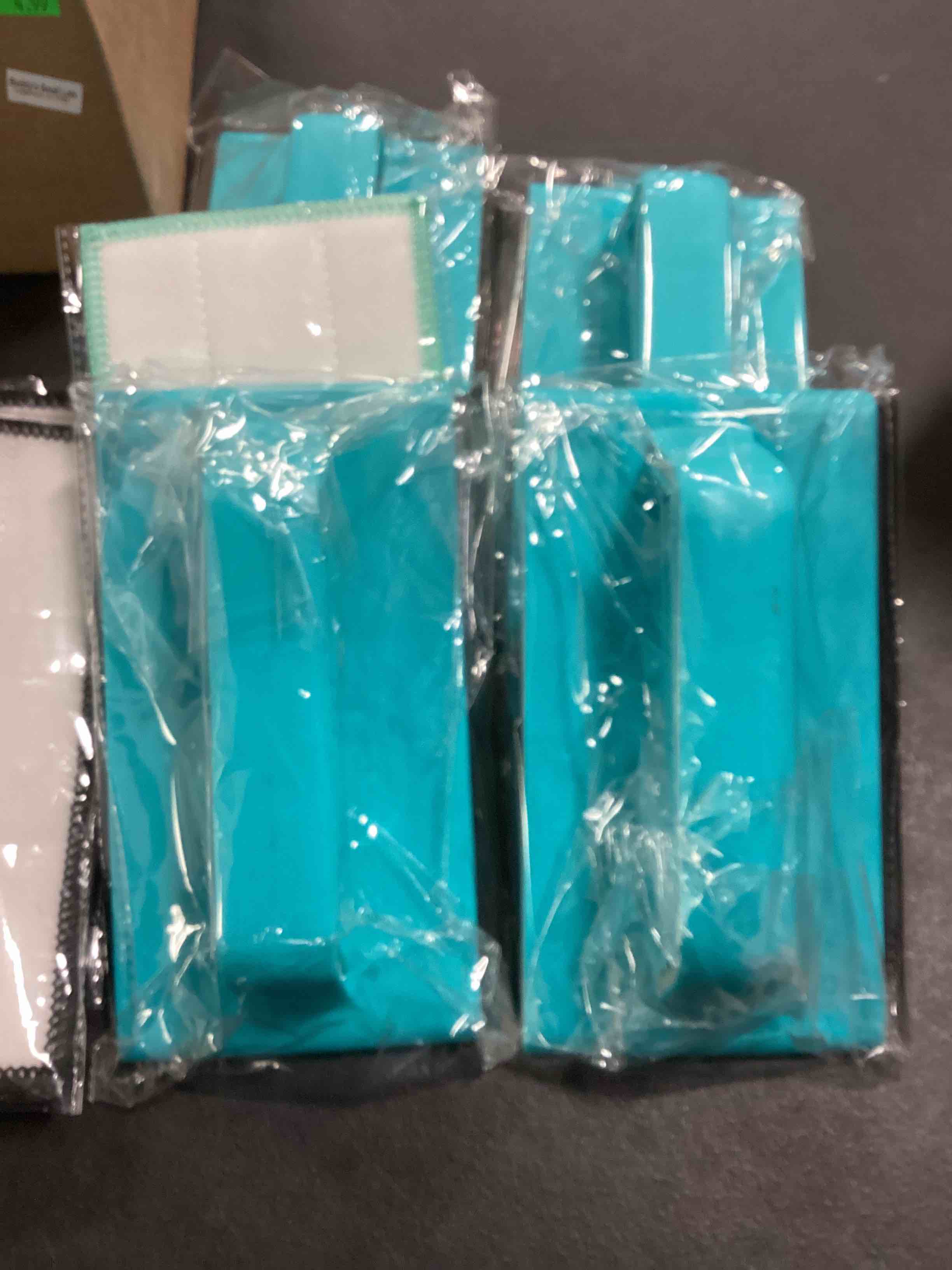 MAID BUDDY HAND HELD CLEANING TOOL WITH PADS