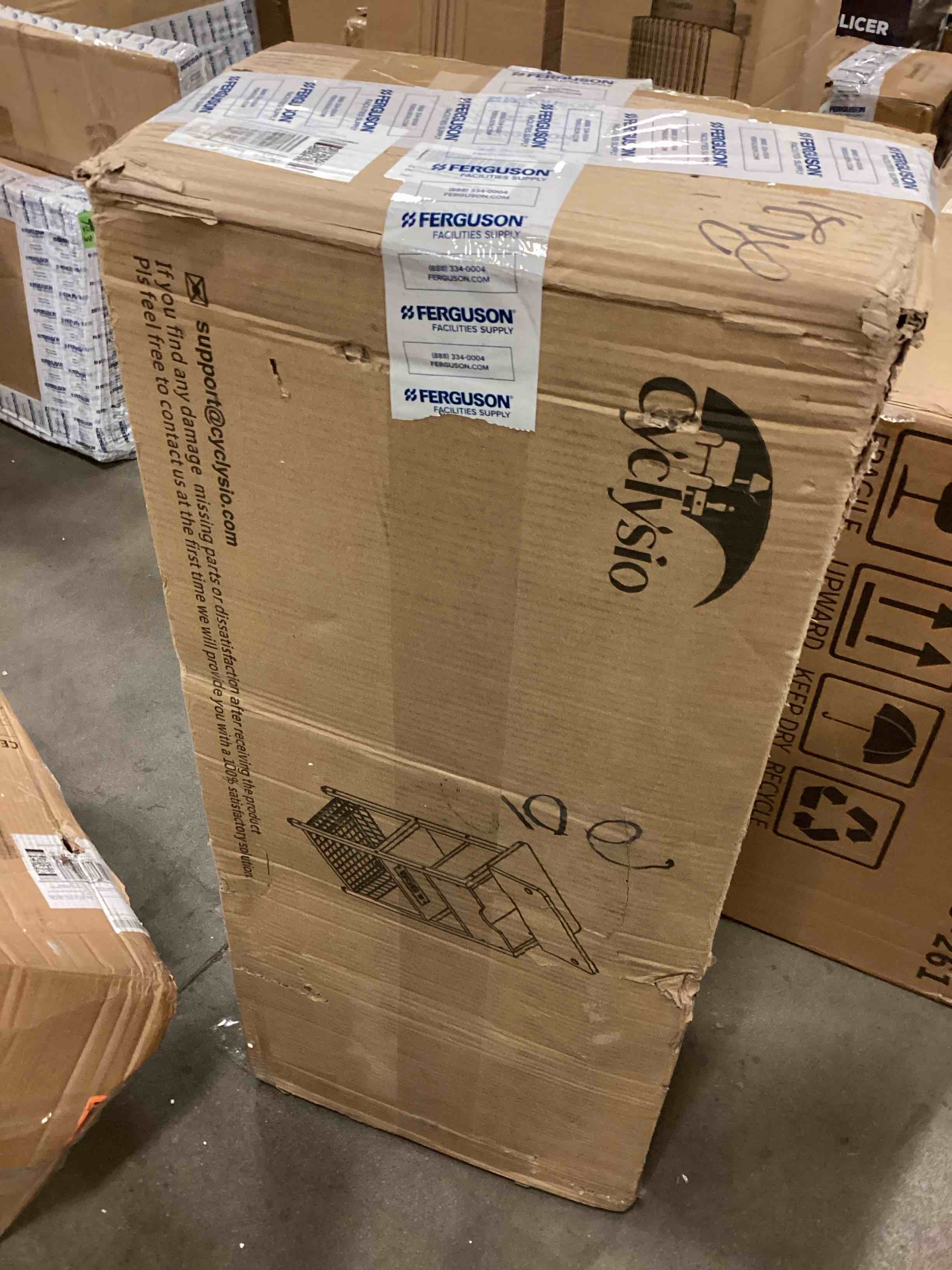 https://s3.amazonaws.com/lotting-images-prod/bidfta/ORG5847948_1707490861877.jpeg