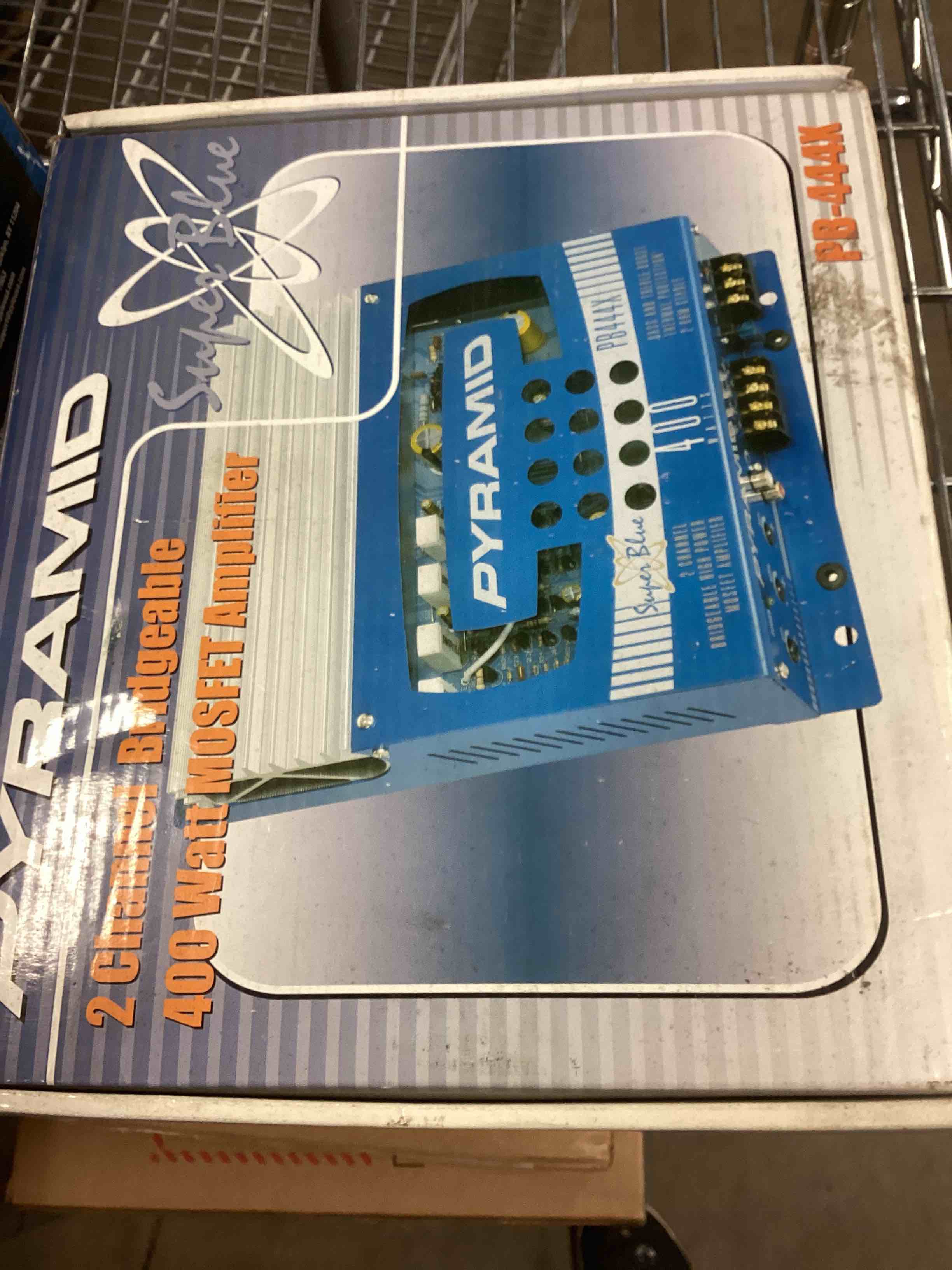 https://s3.amazonaws.com/lotting-images-prod/bidfta/ORG5848764_1710447645444.jpeg