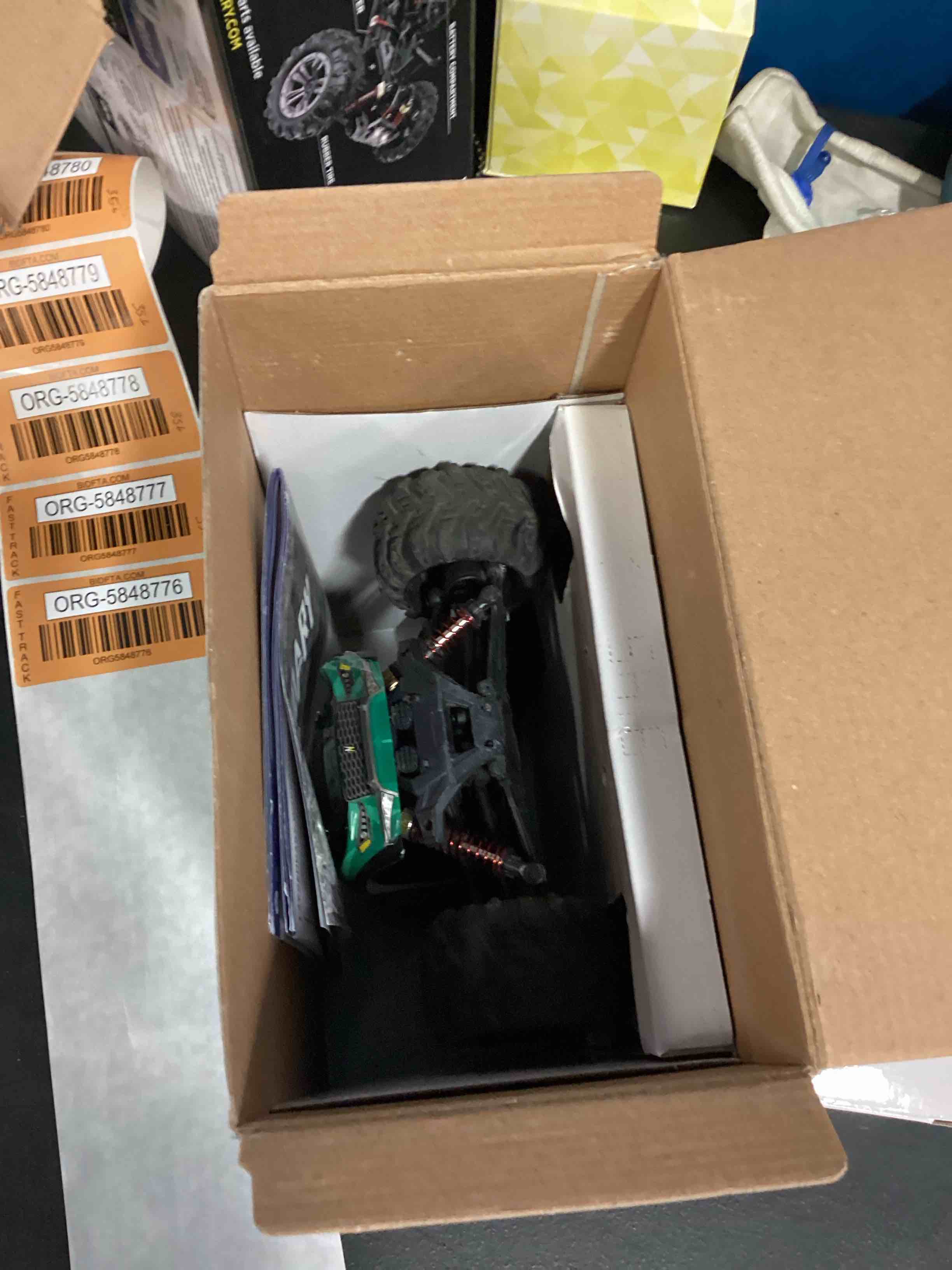 https://s3.amazonaws.com/lotting-images-prod/bidfta/ORG5848776_1710508442785.jpeg