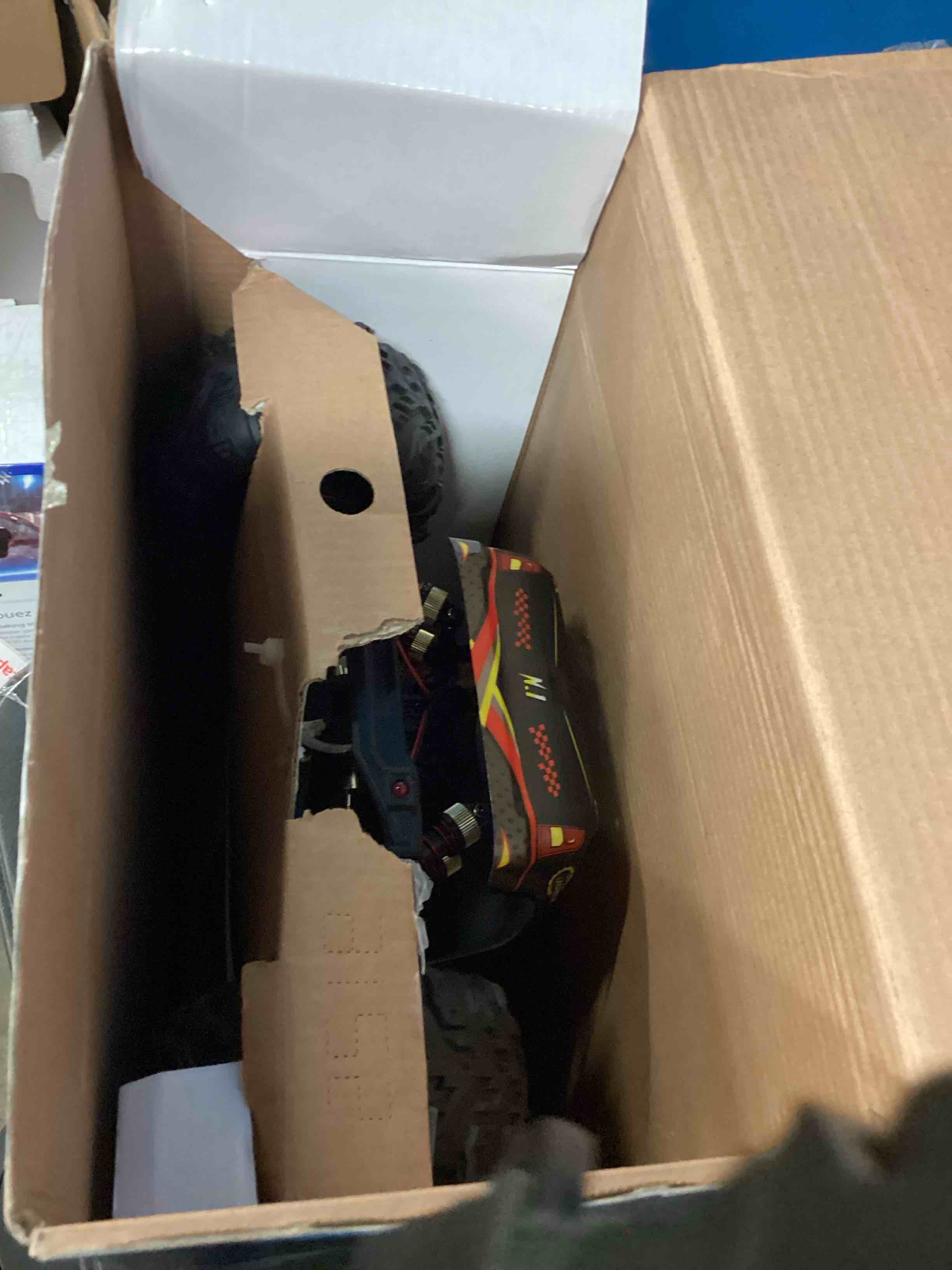 https://s3.amazonaws.com/lotting-images-prod/bidfta/ORG5848778_1710508704172.jpeg