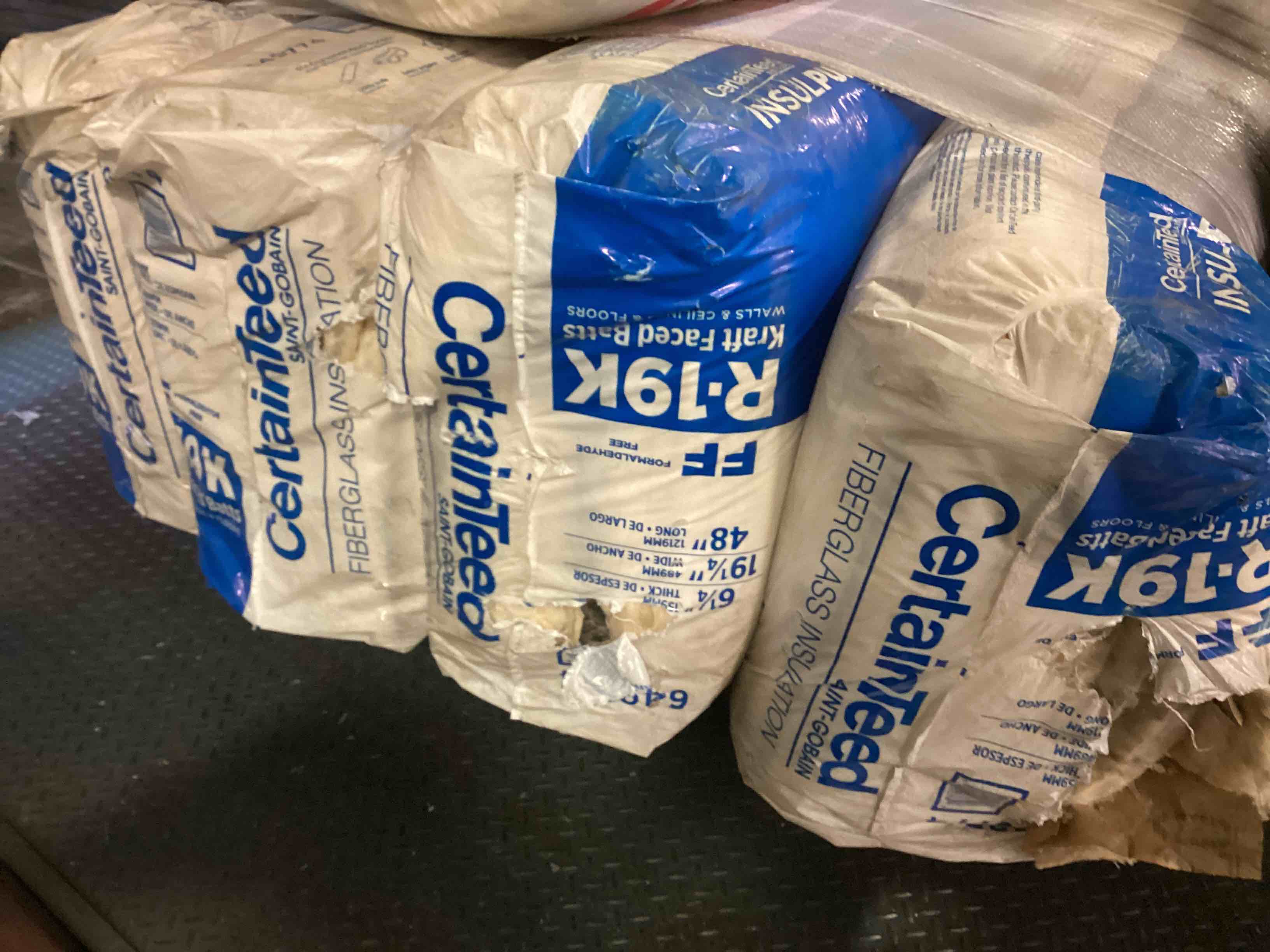 4 batts r19 19.25” faces insulation your bid per batt 