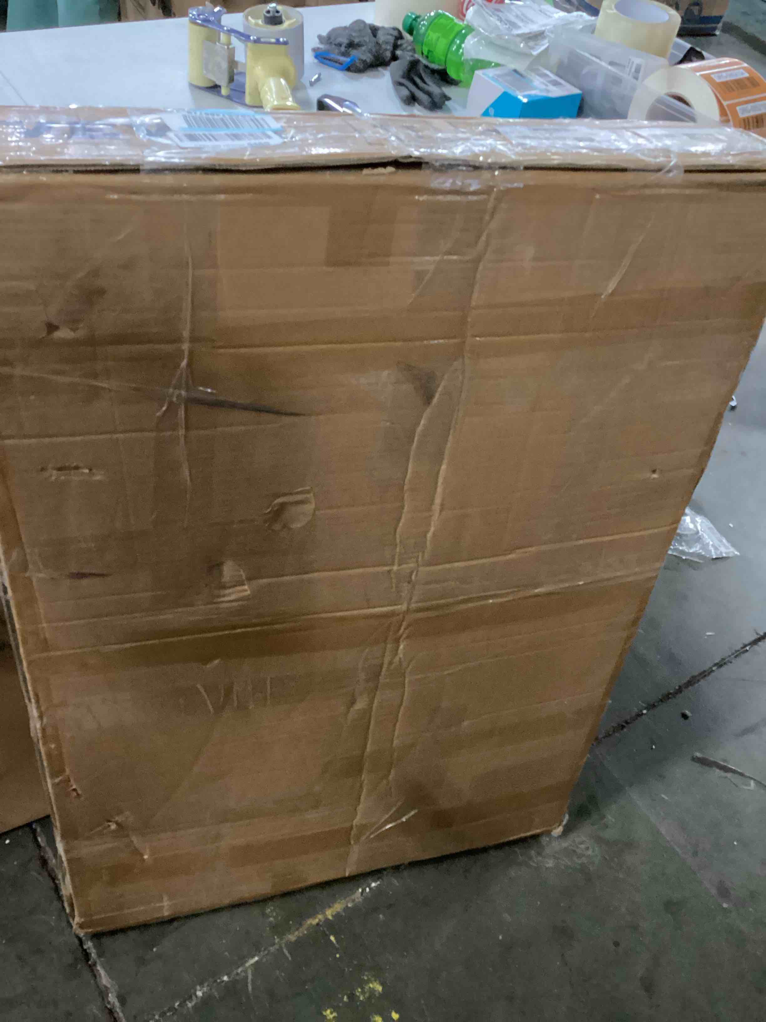 https://s3.amazonaws.com/lotting-images-prod/bidfta/ORG5852098_1714584416140.jpeg