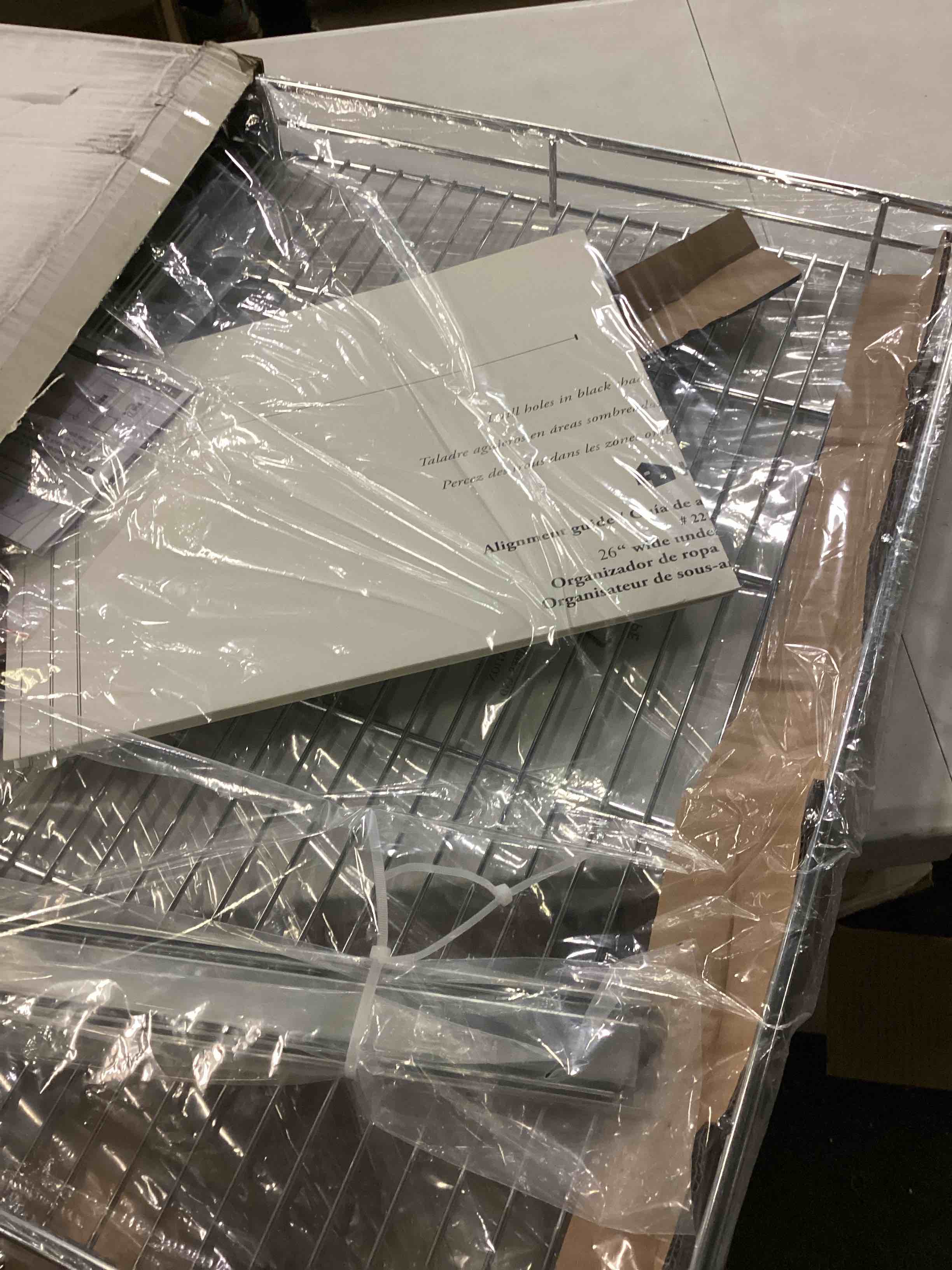 https://s3.amazonaws.com/lotting-images-prod/bidfta/ORG5852761_1715262755707.jpeg