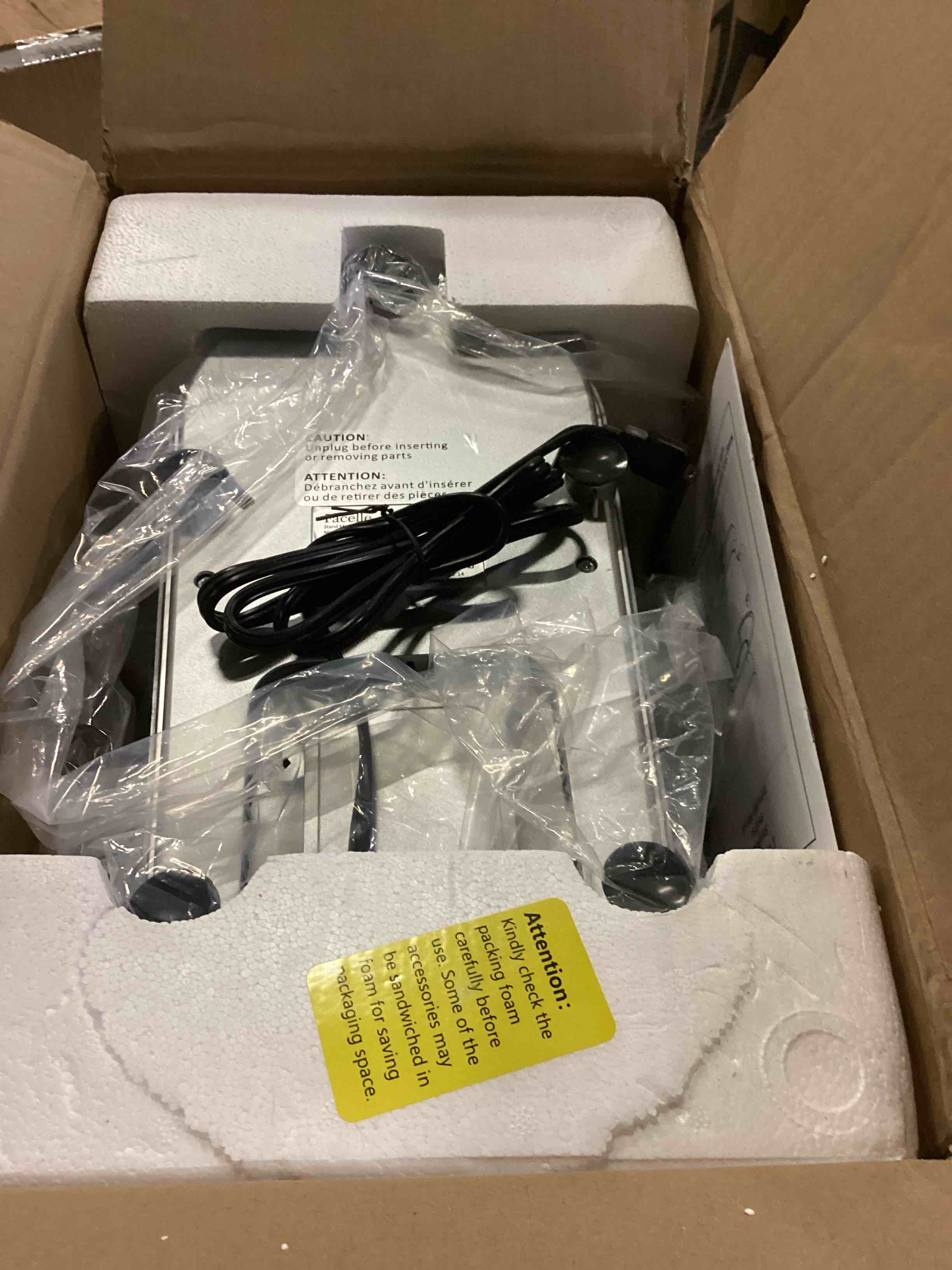 https://s3.amazonaws.com/lotting-images-prod/bidfta/ORG5853121_1715692084092.jpeg