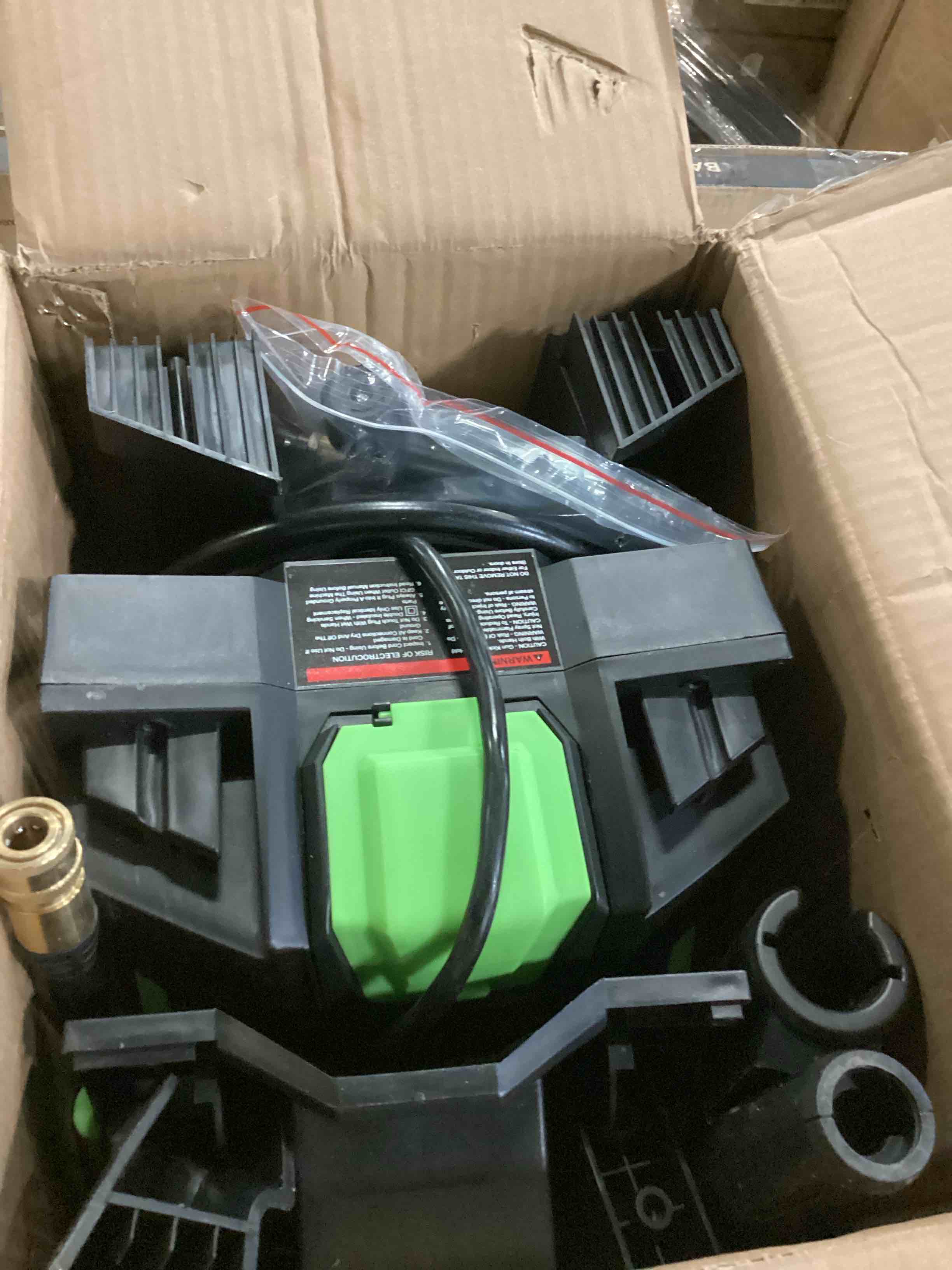 https://s3.amazonaws.com/lotting-images-prod/bidfta/ORG5853123_1715692347877.jpeg