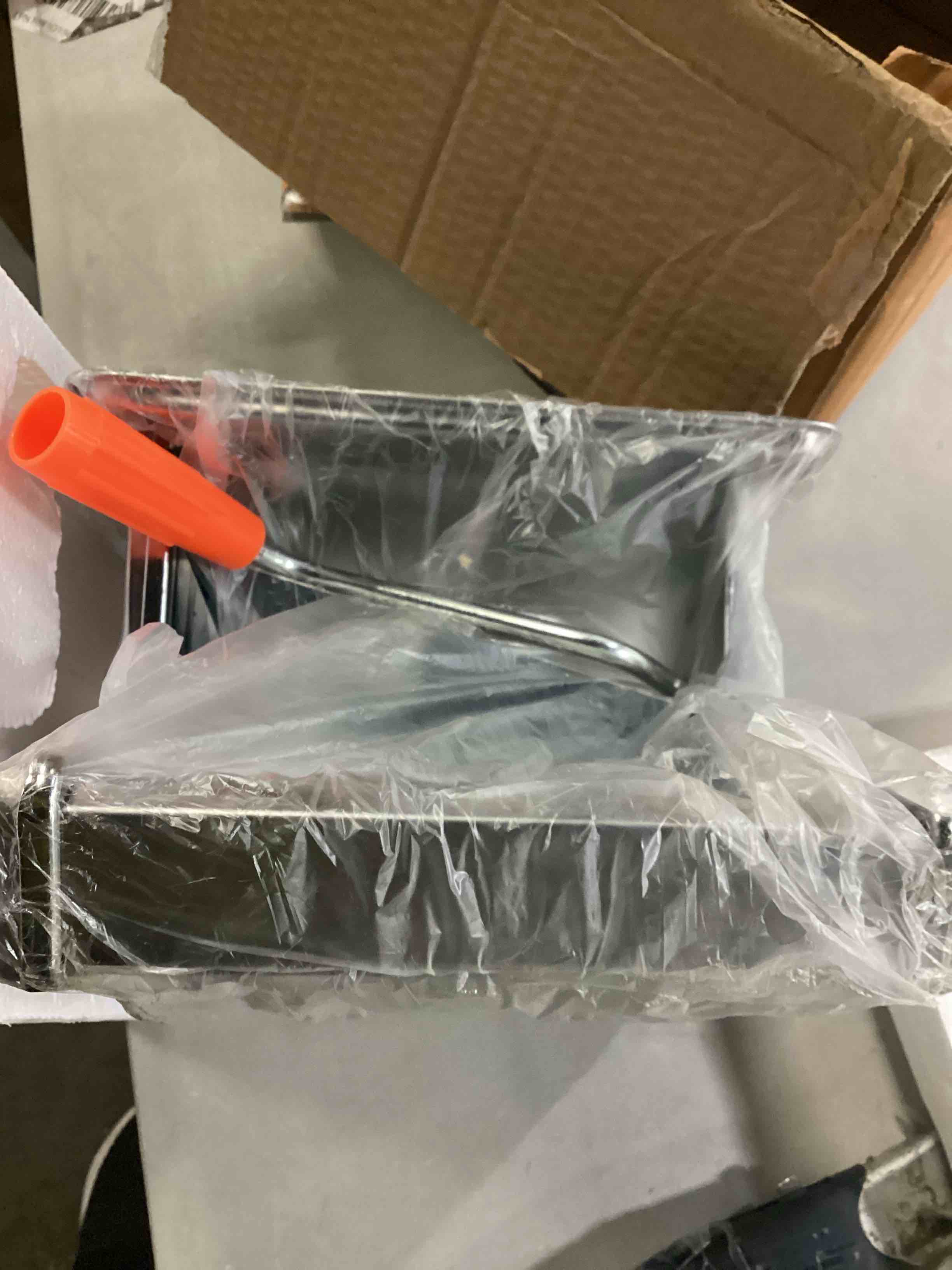 https://s3.amazonaws.com/lotting-images-prod/bidfta/ORG5853165_1715705003881.jpeg