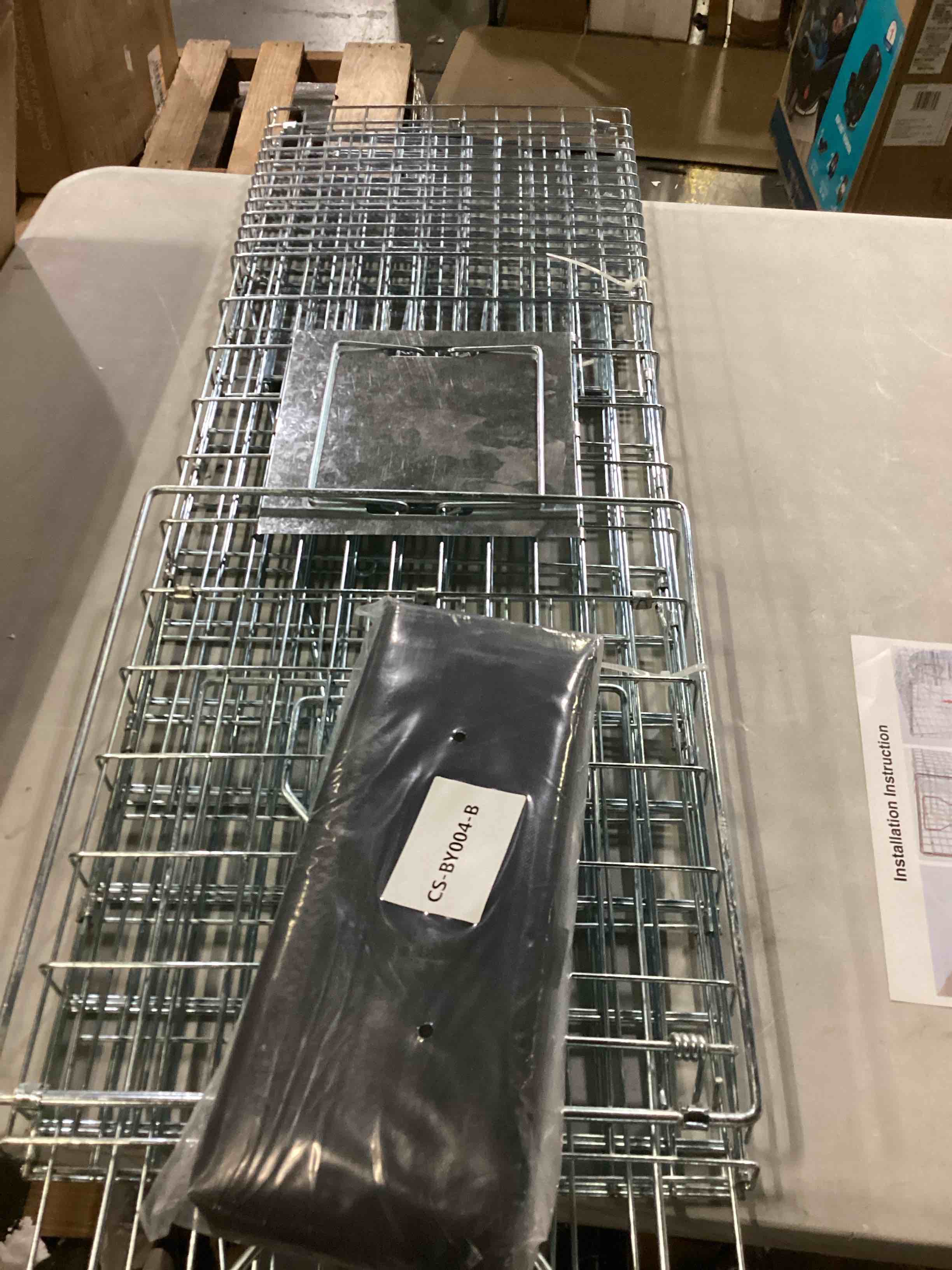 https://s3.amazonaws.com/lotting-images-prod/bidfta/ORG5853198_1715712081336.jpeg