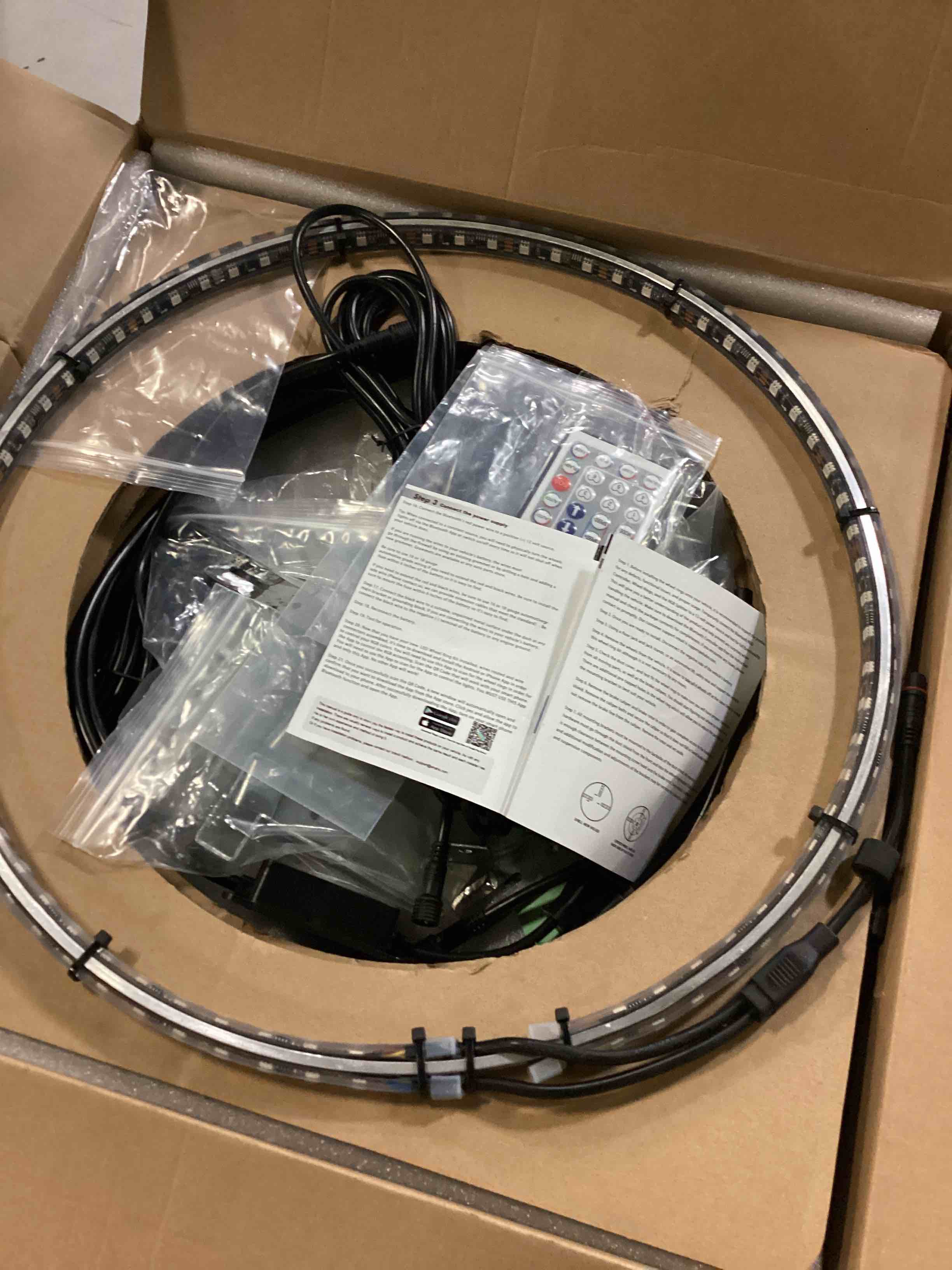 https://s3.amazonaws.com/lotting-images-prod/bidfta/ORG5853247_1715791461735.jpeg