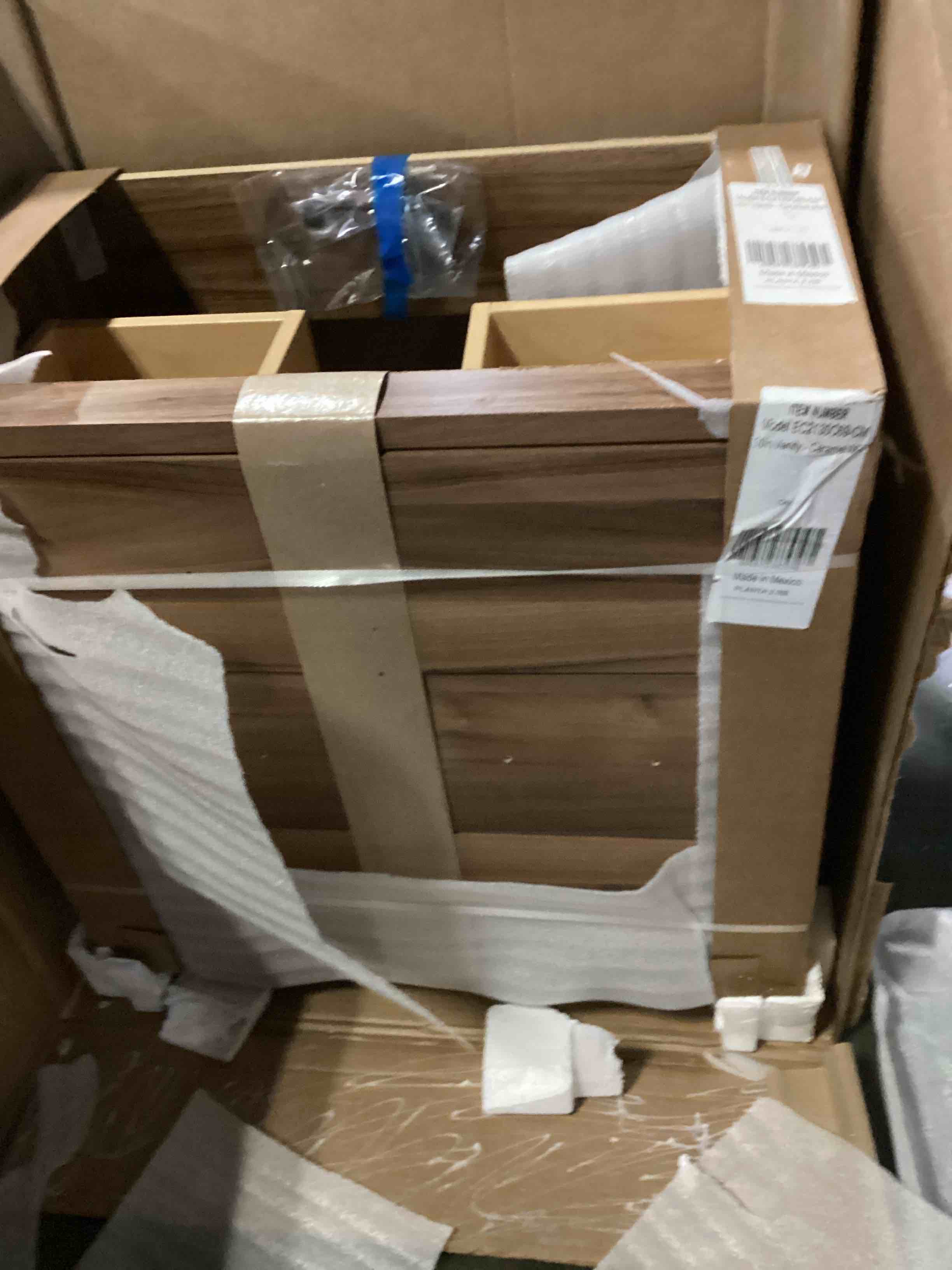 https://s3.amazonaws.com/lotting-images-prod/bidfta/ORG5853710_1714489702087.jpeg