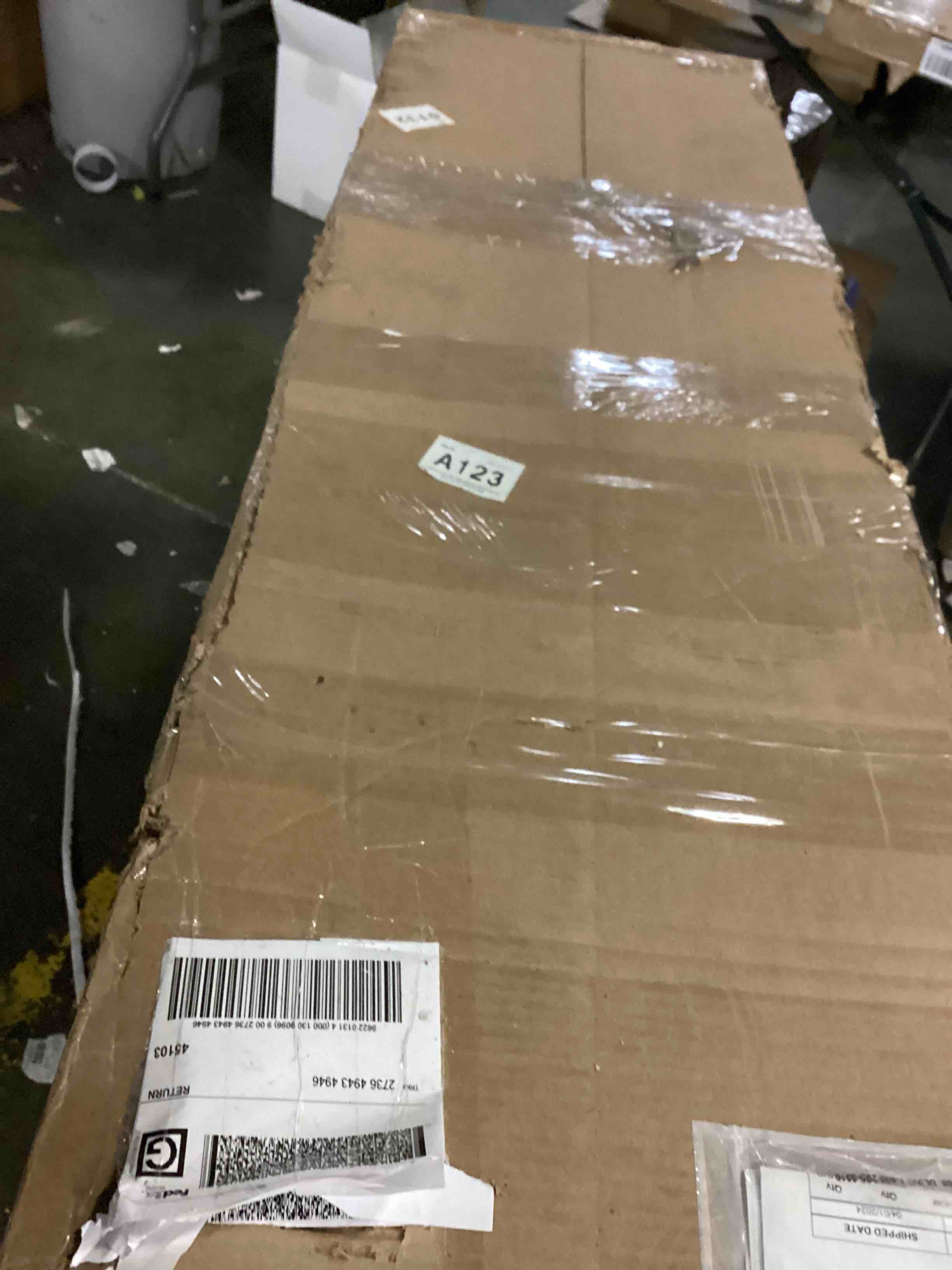 https://s3.amazonaws.com/lotting-images-prod/bidfta/ORG5853976_1714675109037.jpeg