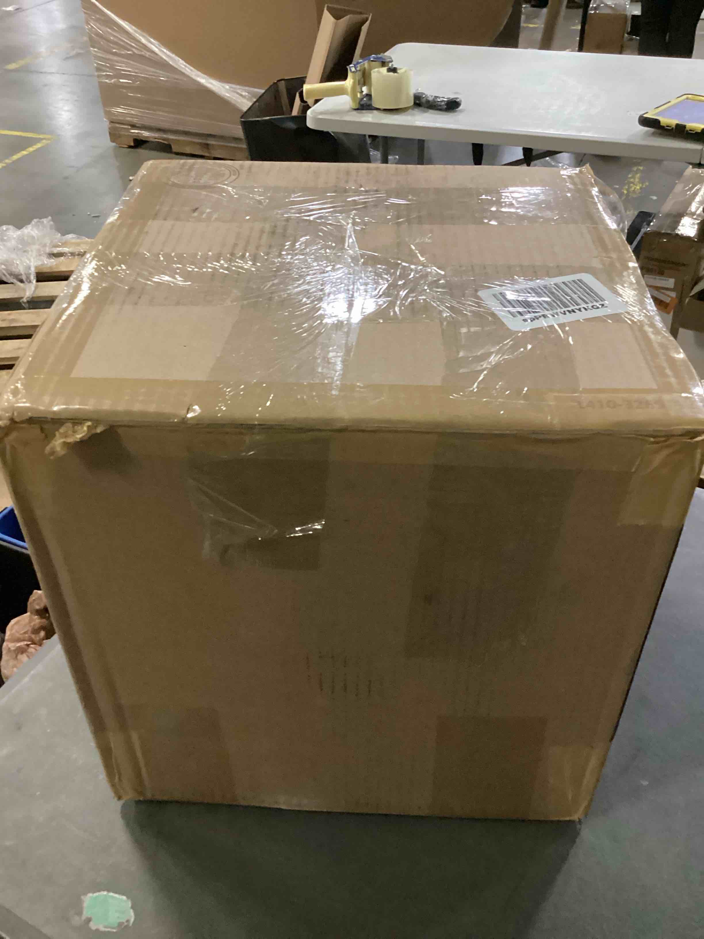 https://s3.amazonaws.com/lotting-images-prod/bidfta/ORG5854505_1715276498831.jpeg