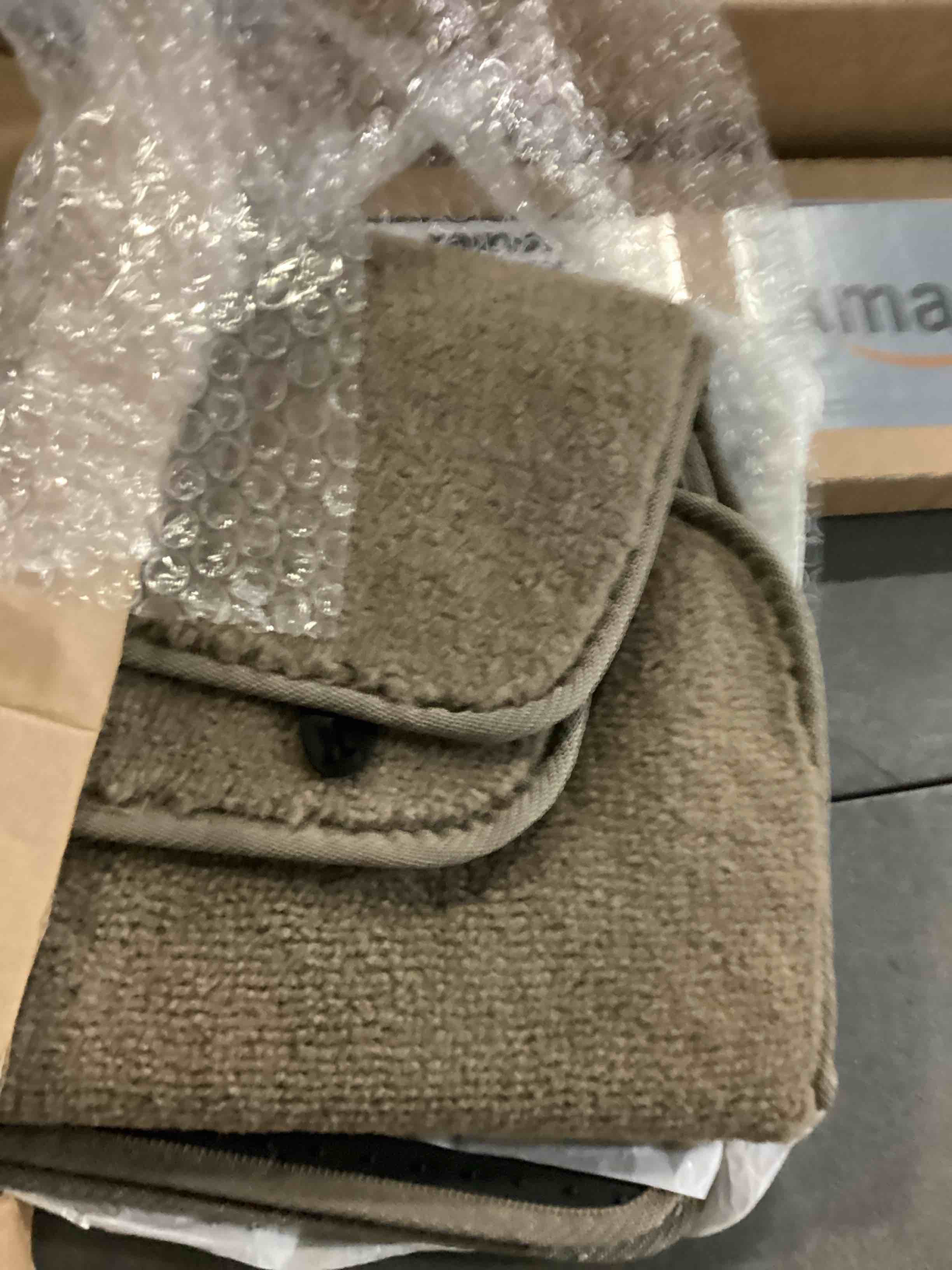 https://s3.amazonaws.com/lotting-images-prod/bidfta/ORG5854547_1715341128965.jpeg