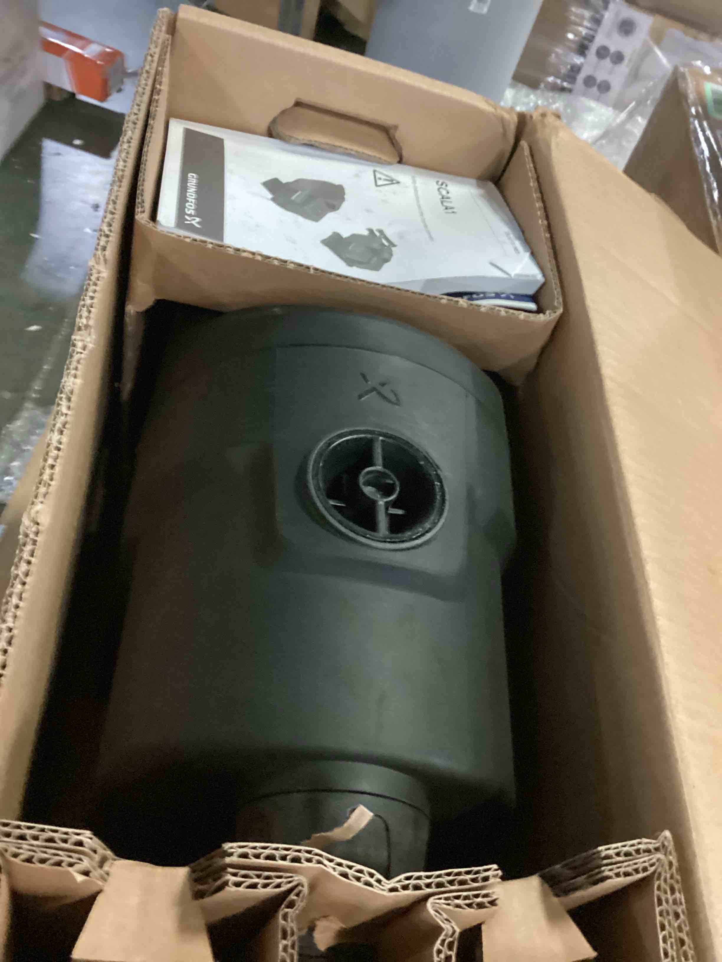 https://s3.amazonaws.com/lotting-images-prod/bidfta/ORG5854774_1715689544268.jpeg