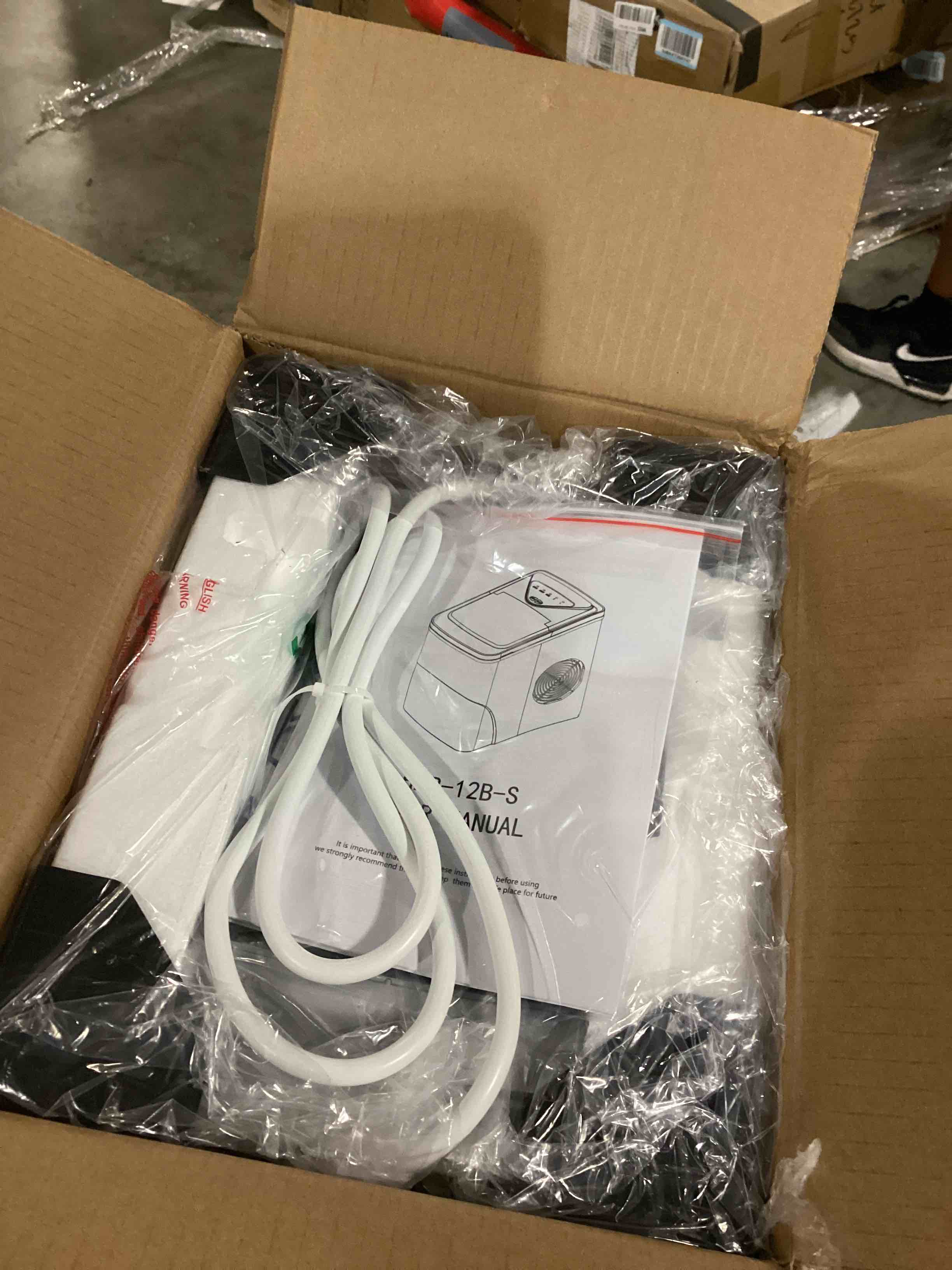 https://s3.amazonaws.com/lotting-images-prod/bidfta/ORG5856221_1714757156102.jpeg