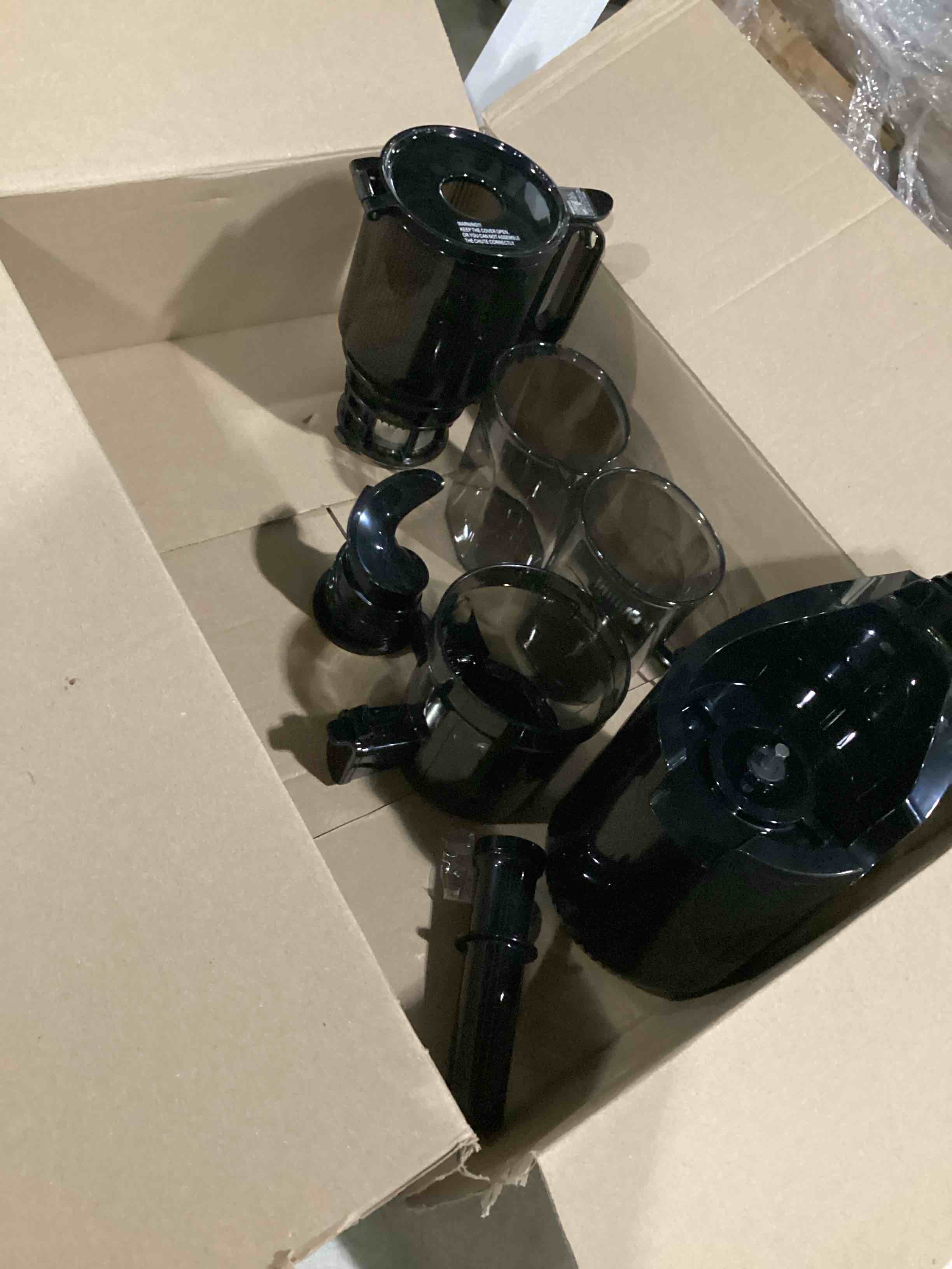 https://s3.amazonaws.com/lotting-images-prod/bidfta/ORG5856405_1715081812987.jpeg