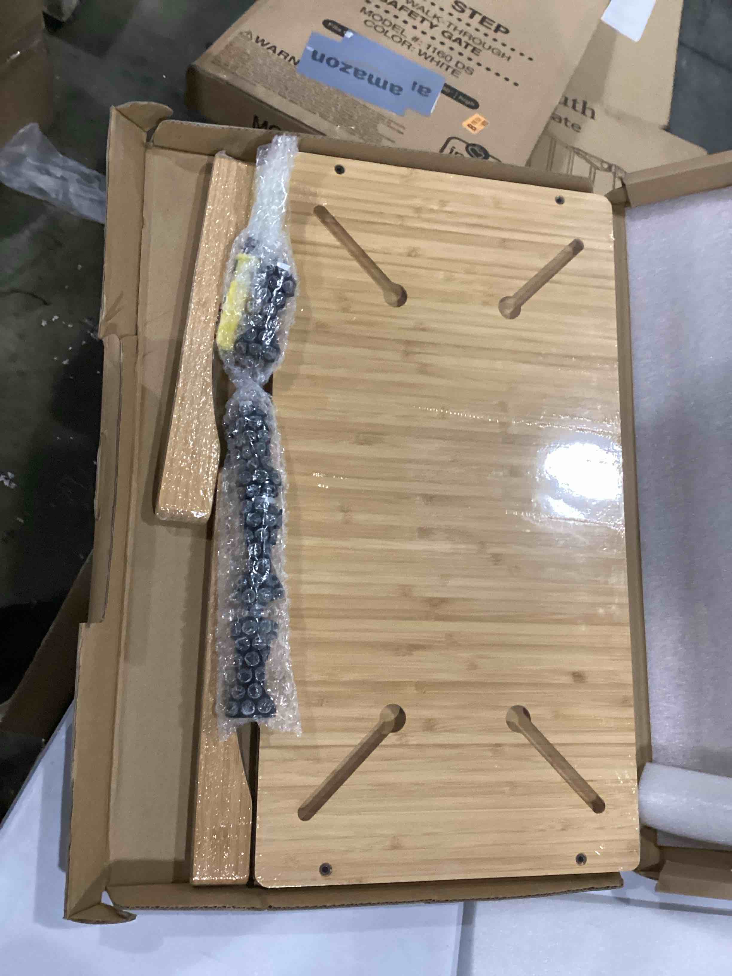 https://s3.amazonaws.com/lotting-images-prod/bidfta/ORG5857567_1715022036115.jpeg