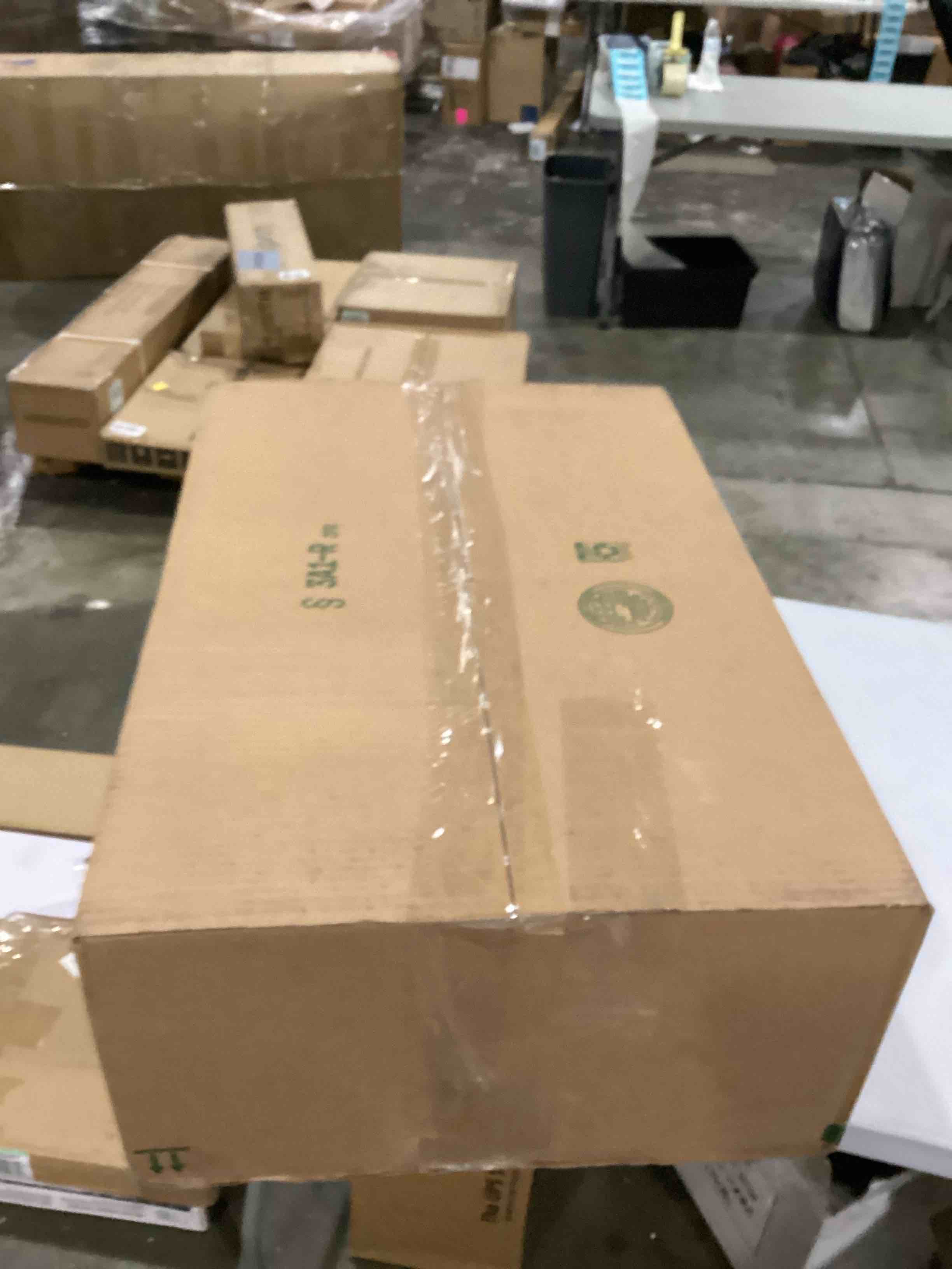 https://s3.amazonaws.com/lotting-images-prod/bidfta/ORG5857715_1715109675771.jpeg