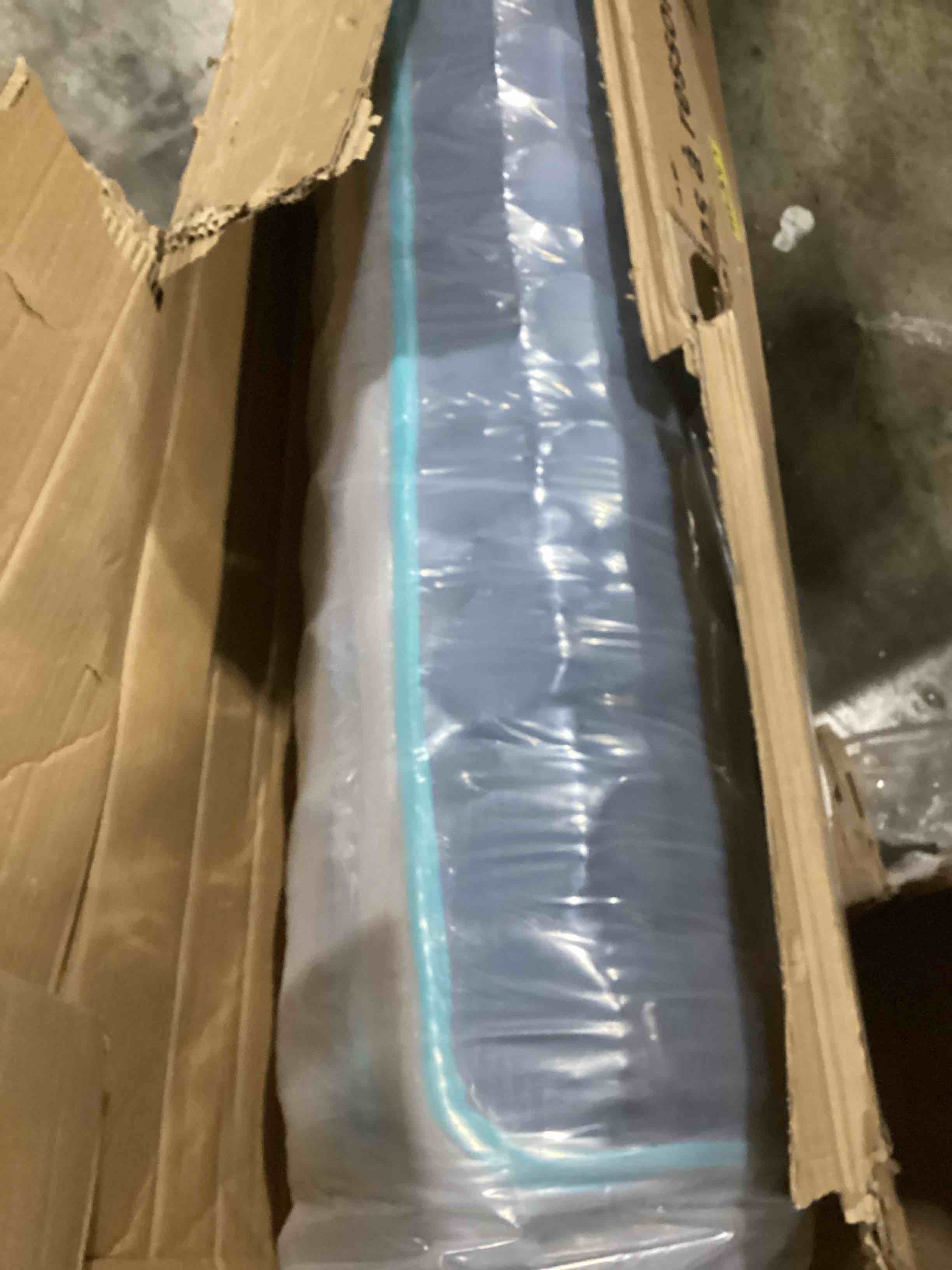 https://s3.amazonaws.com/lotting-images-prod/bidfta/ORG5857787_1715255300524.jpeg