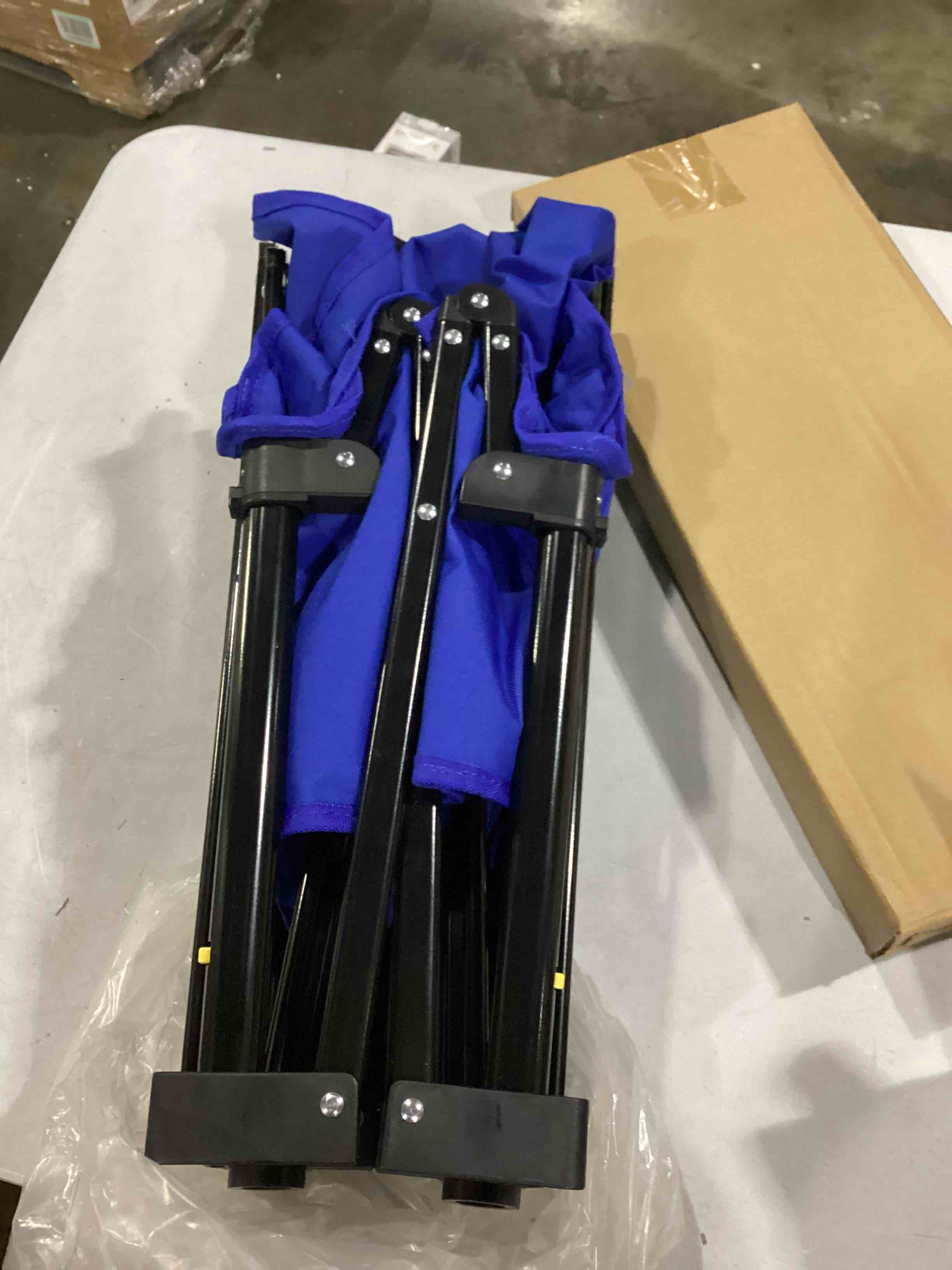 https://s3.amazonaws.com/lotting-images-prod/bidfta/ORG5857806_1715260378625.jpeg