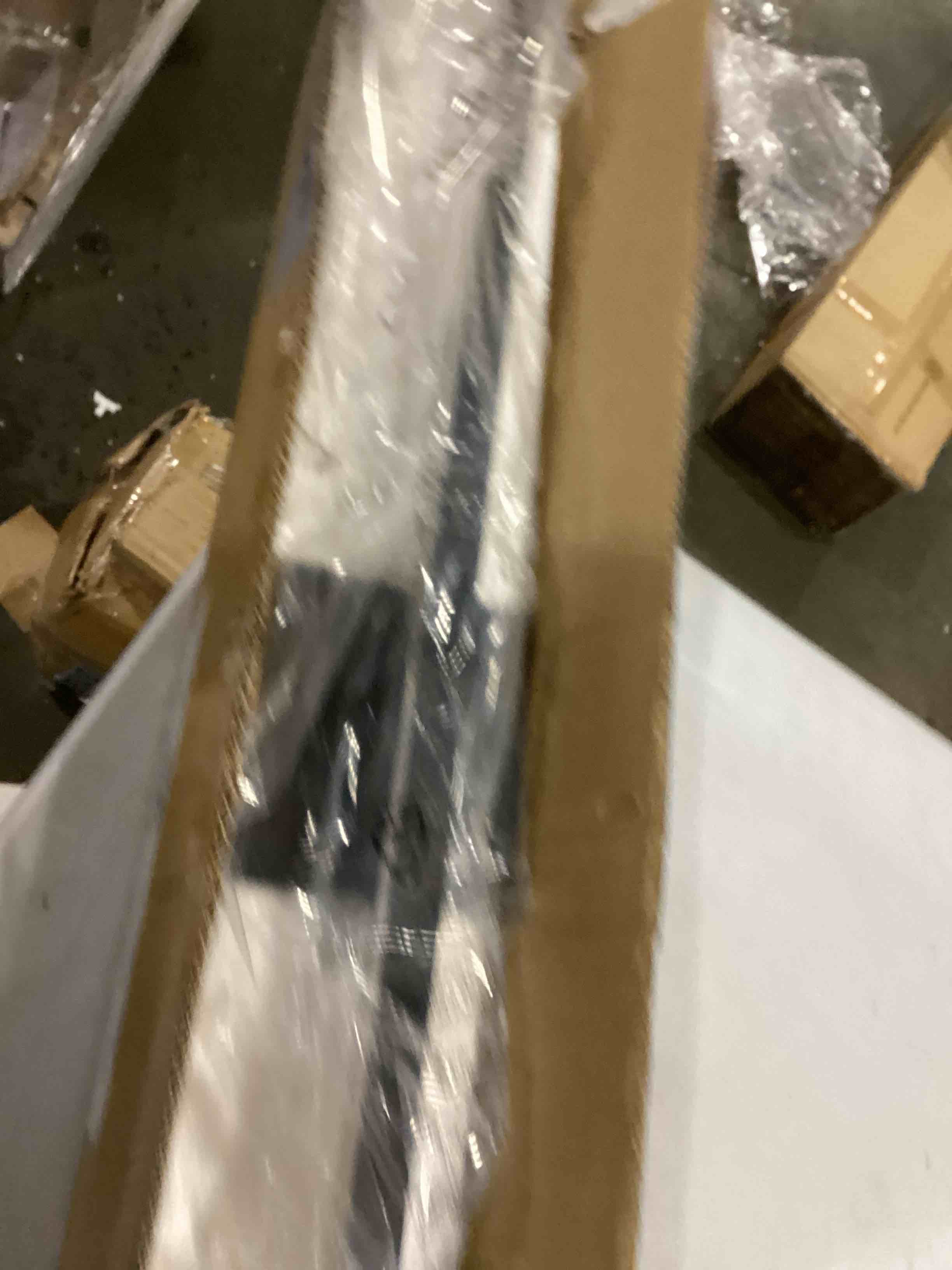 https://s3.amazonaws.com/lotting-images-prod/bidfta/ORG5857840_1715268465654.jpeg