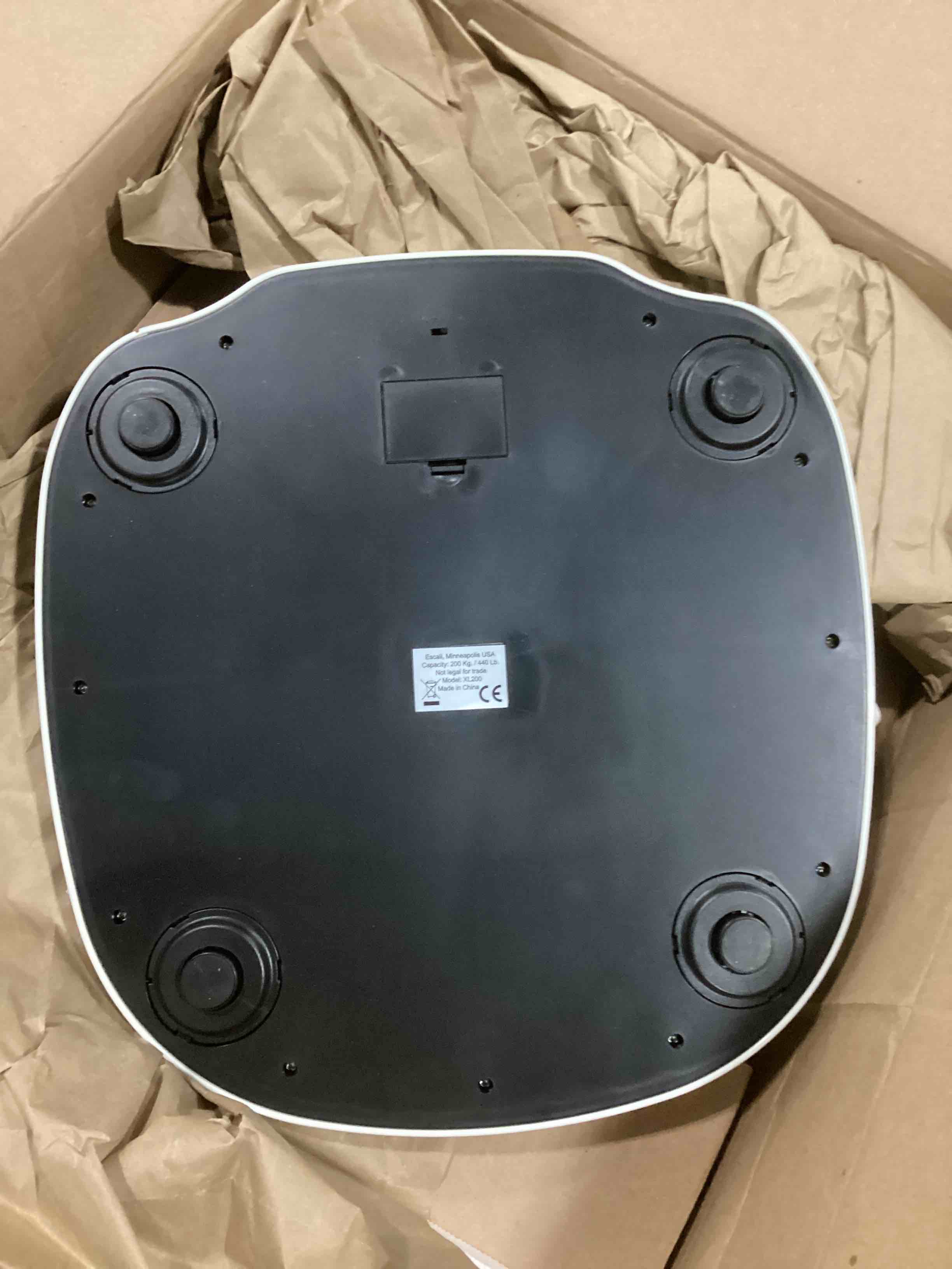 https://s3.amazonaws.com/lotting-images-prod/bidfta/ORG5858106_1714059954214.jpeg